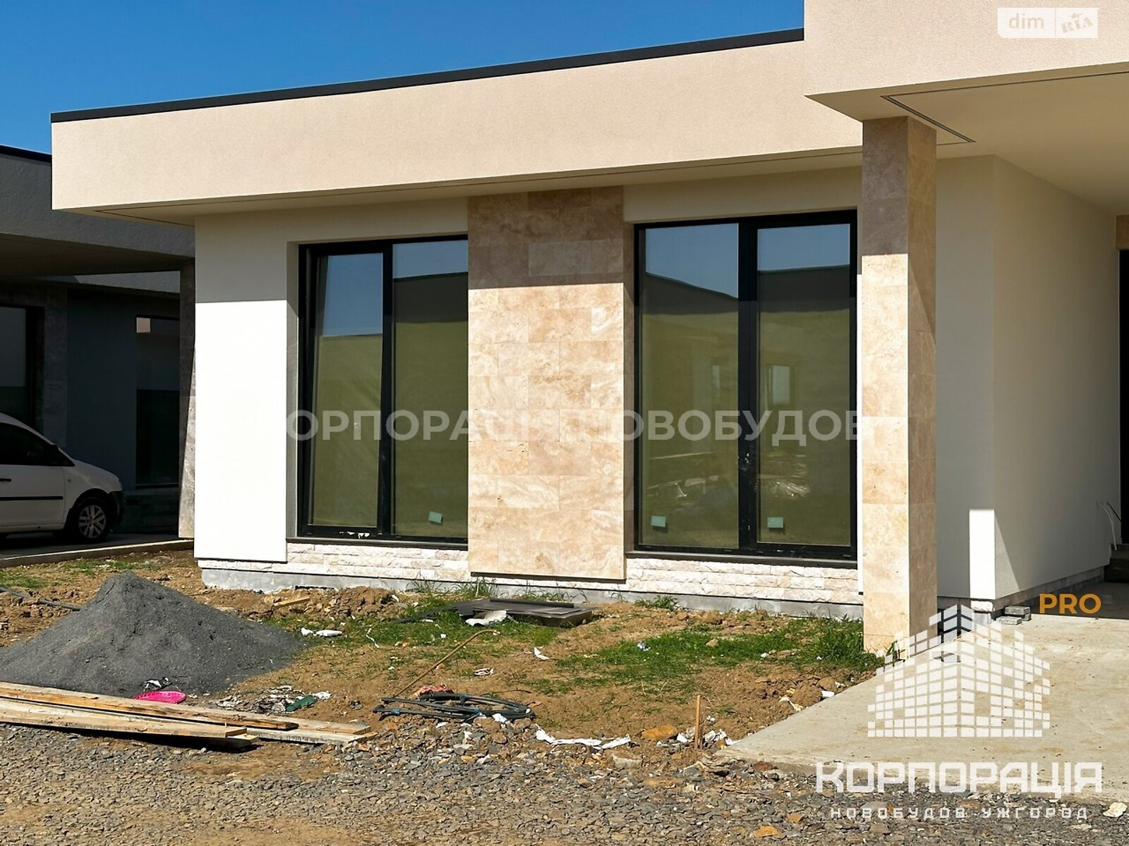 одноэтажный дом с отоплением, 138.3 кв. м, кирпич. Продажа в Сторожнице фото 1 одноэтажный дом с отоплением, 138.3 кв. м, кирпич. Продажа в Сторожнице фото 1