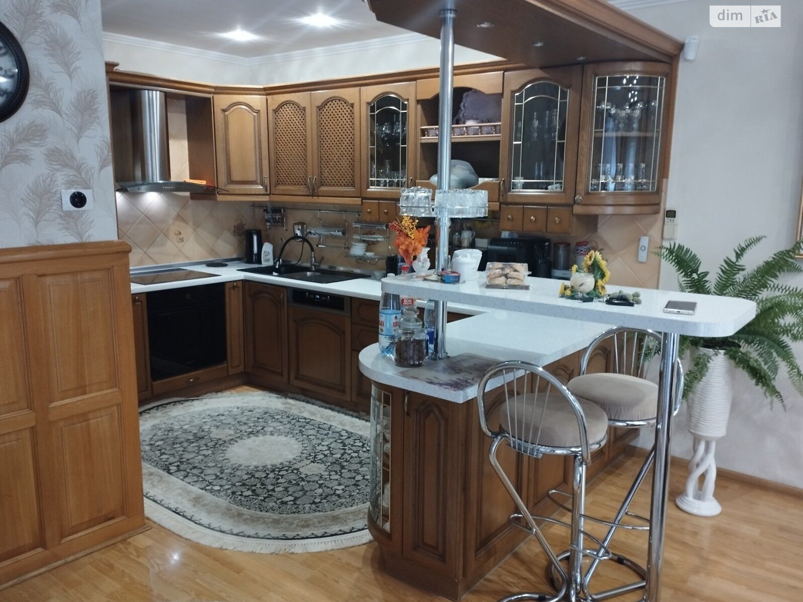 триповерховий будинок з мансардою, 160 кв. м, цегла. Продаж у Сторожниці фото 1 триповерховий будинок з мансардою, 160 кв. м, цегла. Продаж у Сторожниці фото 1