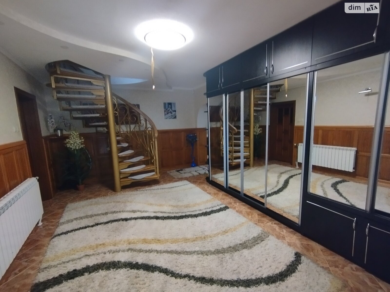 триповерховий будинок з мансардою, 160 кв. м, цегла. Продаж у Сторожниці фото 1 триповерховий будинок з мансардою, 160 кв. м, цегла. Продаж у Сторожниці фото 1