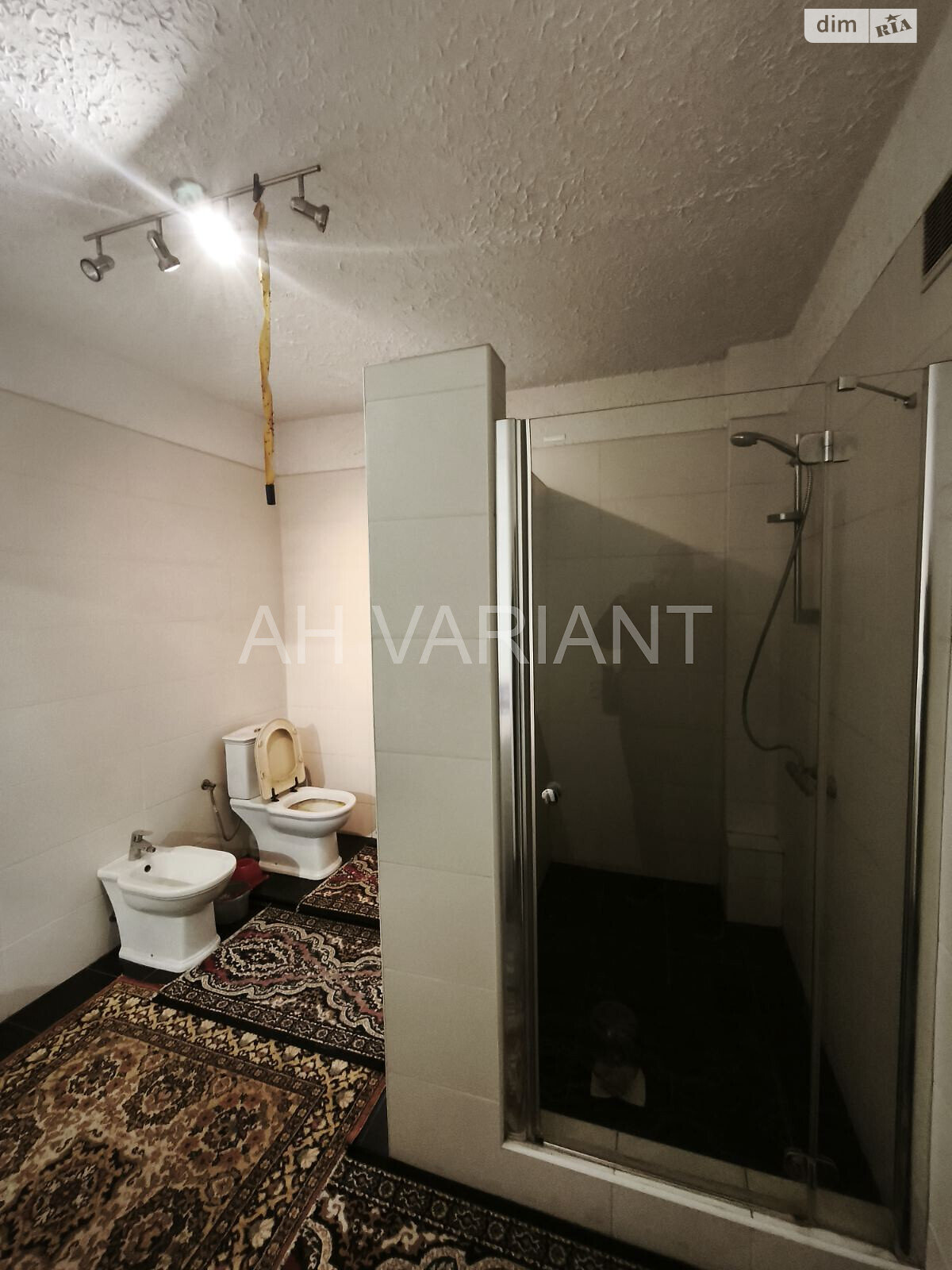 двоповерховий будинок з гаражем, 300 кв. м, цегла. Продаж у Сторожниці фото 1