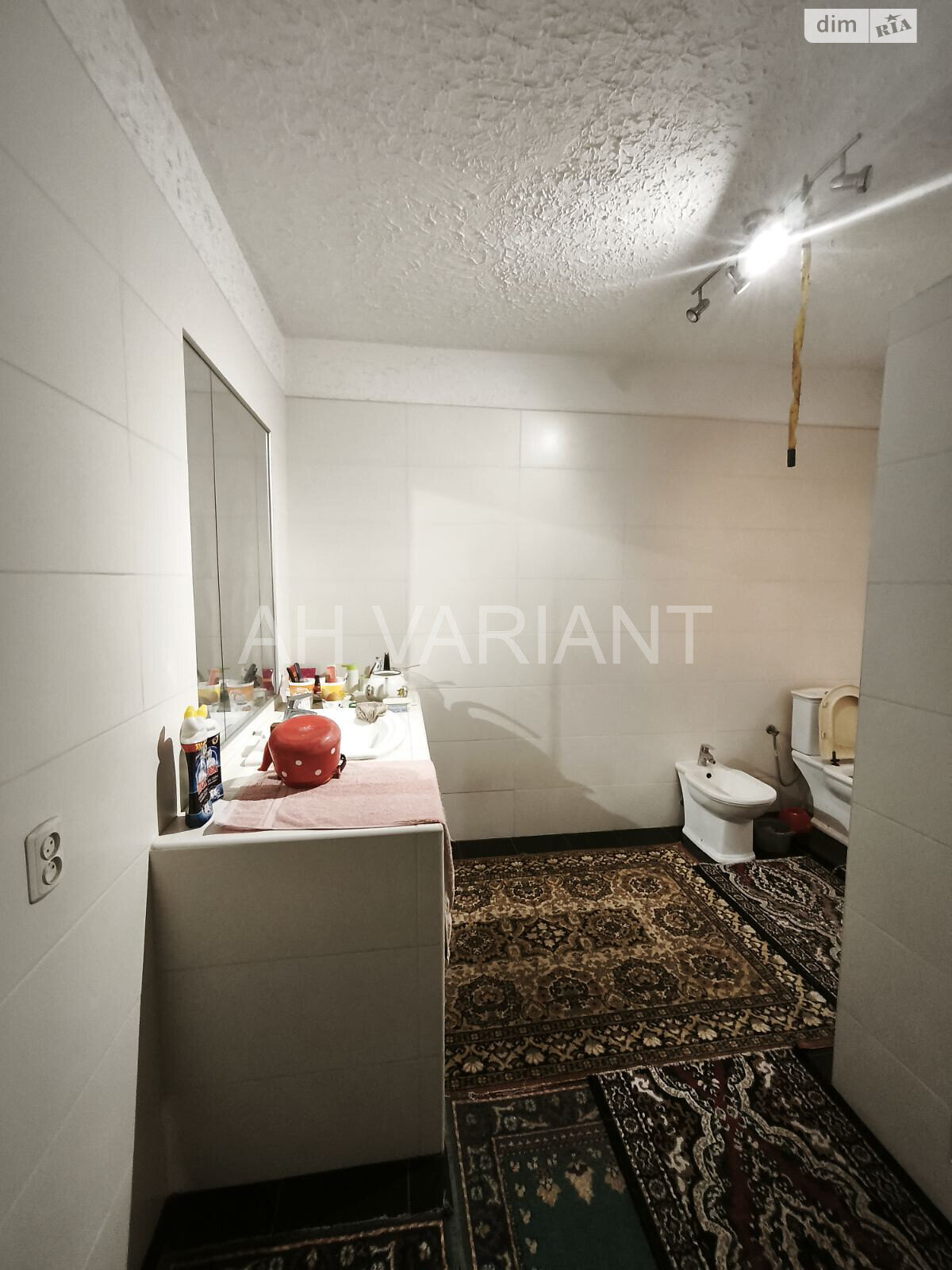 двоповерховий будинок з гаражем, 300 кв. м, цегла. Продаж у Сторожниці фото 1