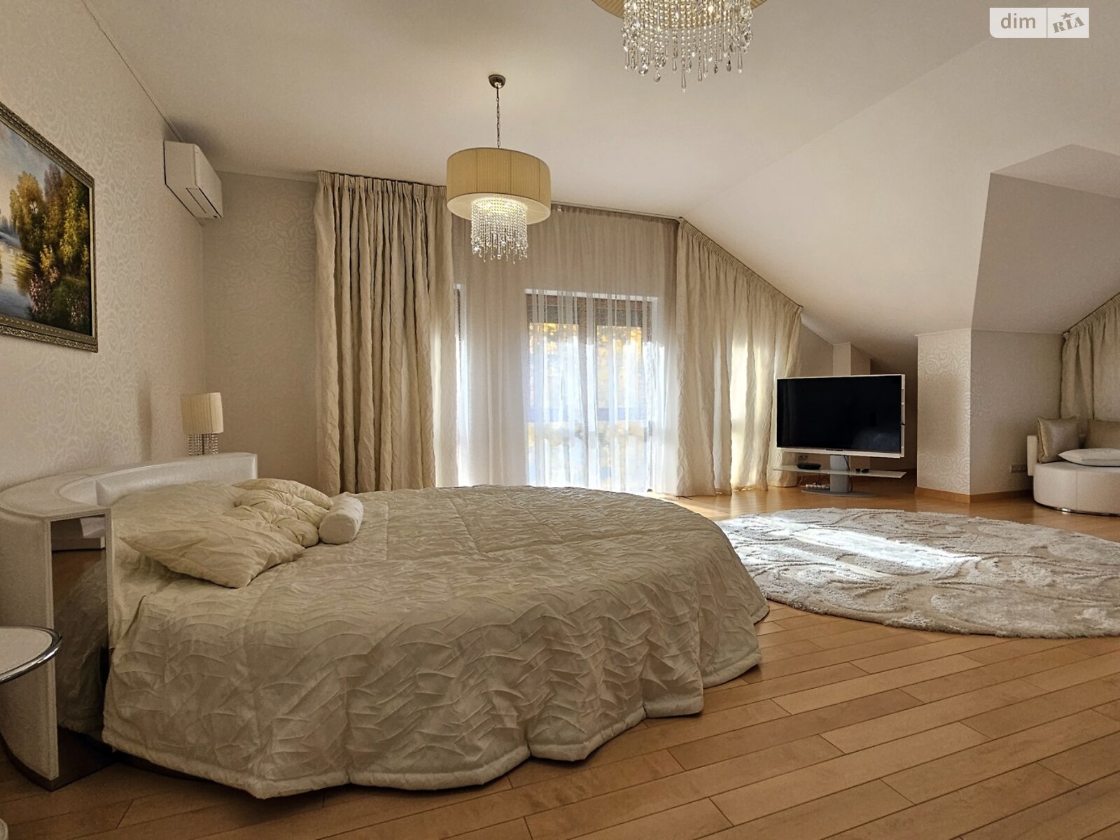 двоповерховий будинок з гаражем, 600 кв. м, цегла. Продаж у Стоянці фото 1 двоповерховий будинок з гаражем, 600 кв. м, цегла. Продаж у Стоянці фото 1