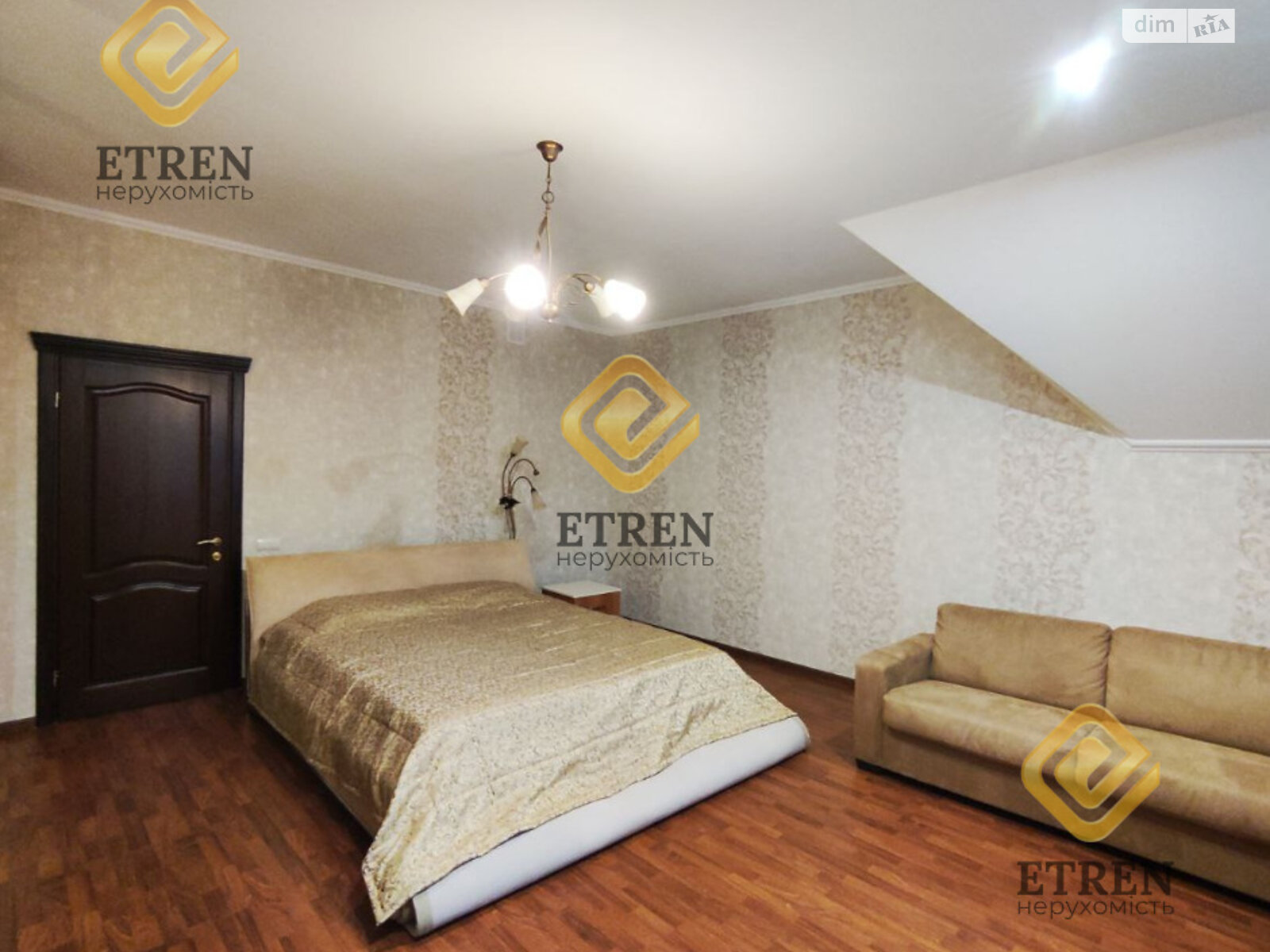двоповерховий будинок з гаражем, 223 кв. м, цегла. Продаж у Стоянці фото 1 двоповерховий будинок з гаражем, 223 кв. м, цегла. Продаж у Стоянці фото 1