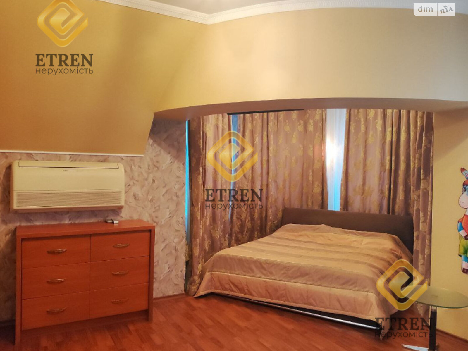 двоповерховий будинок з гаражем, 223 кв. м, цегла. Продаж у Стоянці фото 1 двоповерховий будинок з гаражем, 223 кв. м, цегла. Продаж у Стоянці фото 1