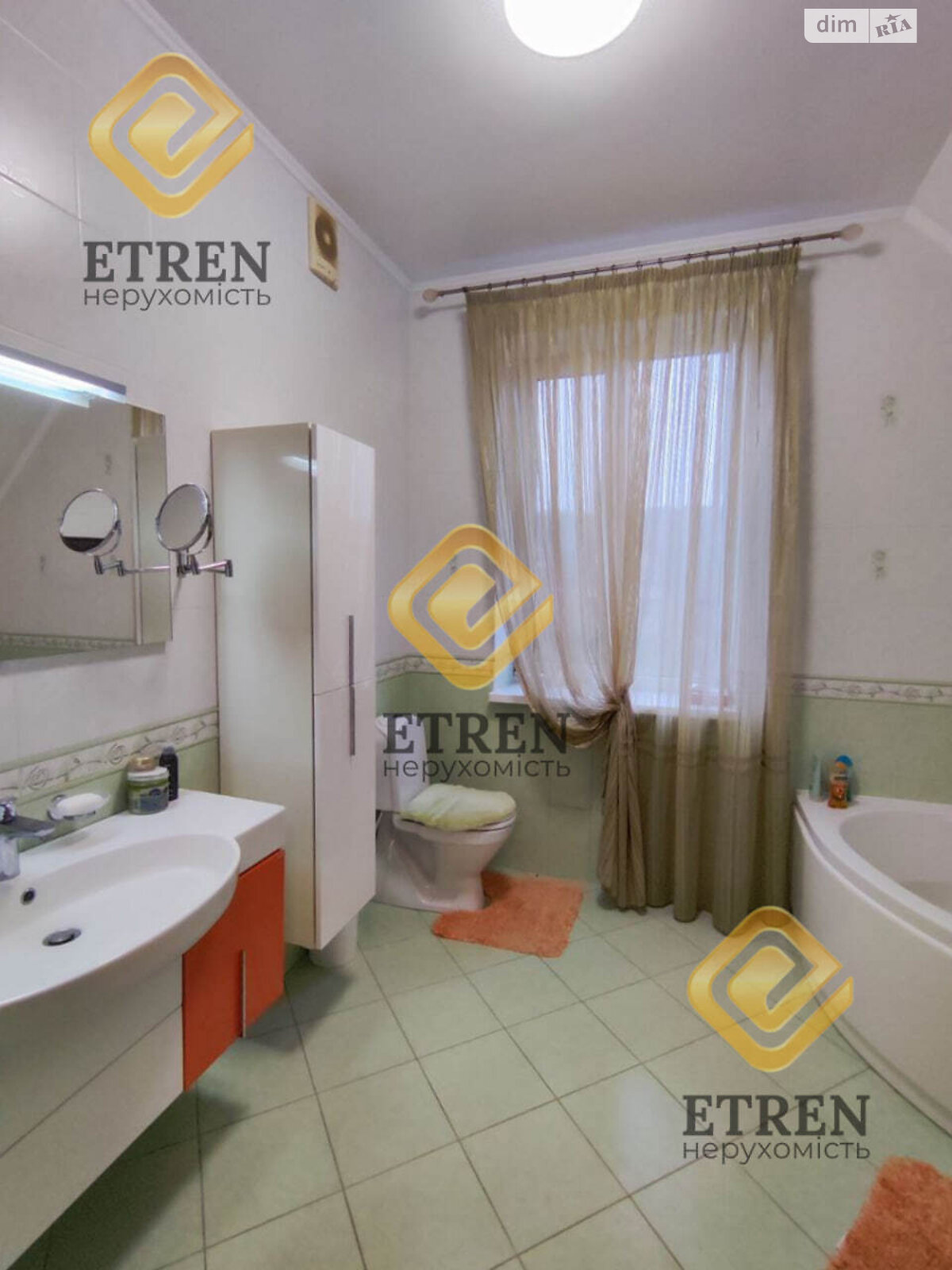 двоповерховий будинок з гаражем, 223 кв. м, цегла. Продаж у Стоянці фото 1 двоповерховий будинок з гаражем, 223 кв. м, цегла. Продаж у Стоянці фото 1