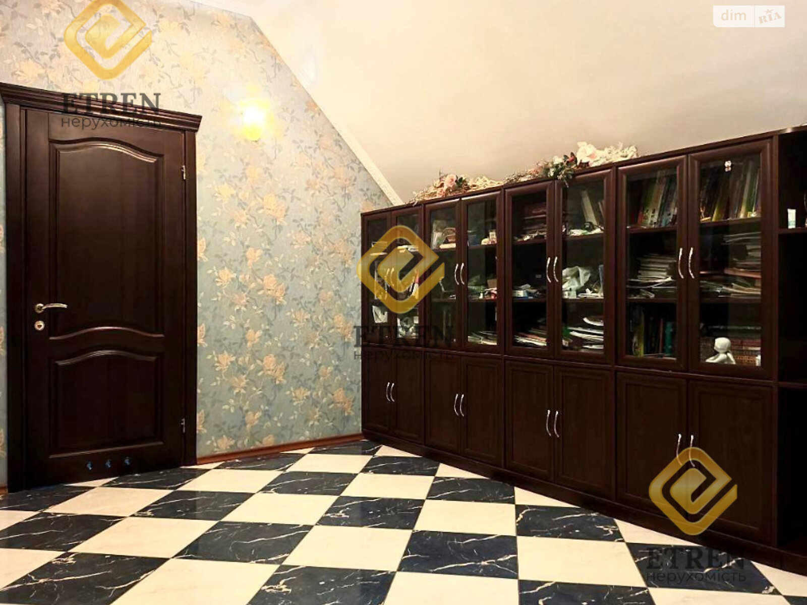двоповерховий будинок з гаражем, 223 кв. м, цегла. Продаж у Стоянці фото 1 двоповерховий будинок з гаражем, 223 кв. м, цегла. Продаж у Стоянці фото 1