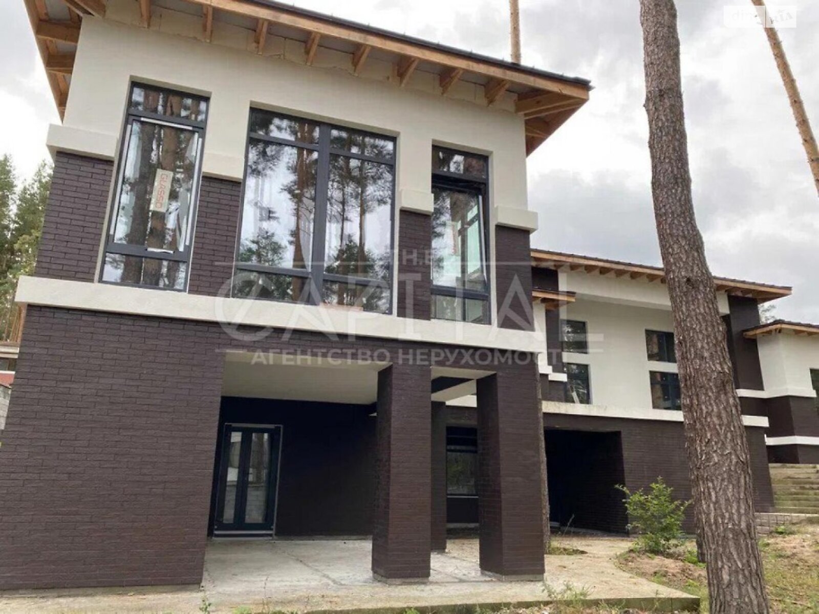 двухэтажный дом, 588 кв. м, кирпич. Продажа в Стоянке фото 1 двухэтажный дом, 588 кв. м, кирпич. Продажа в Стоянке фото 1