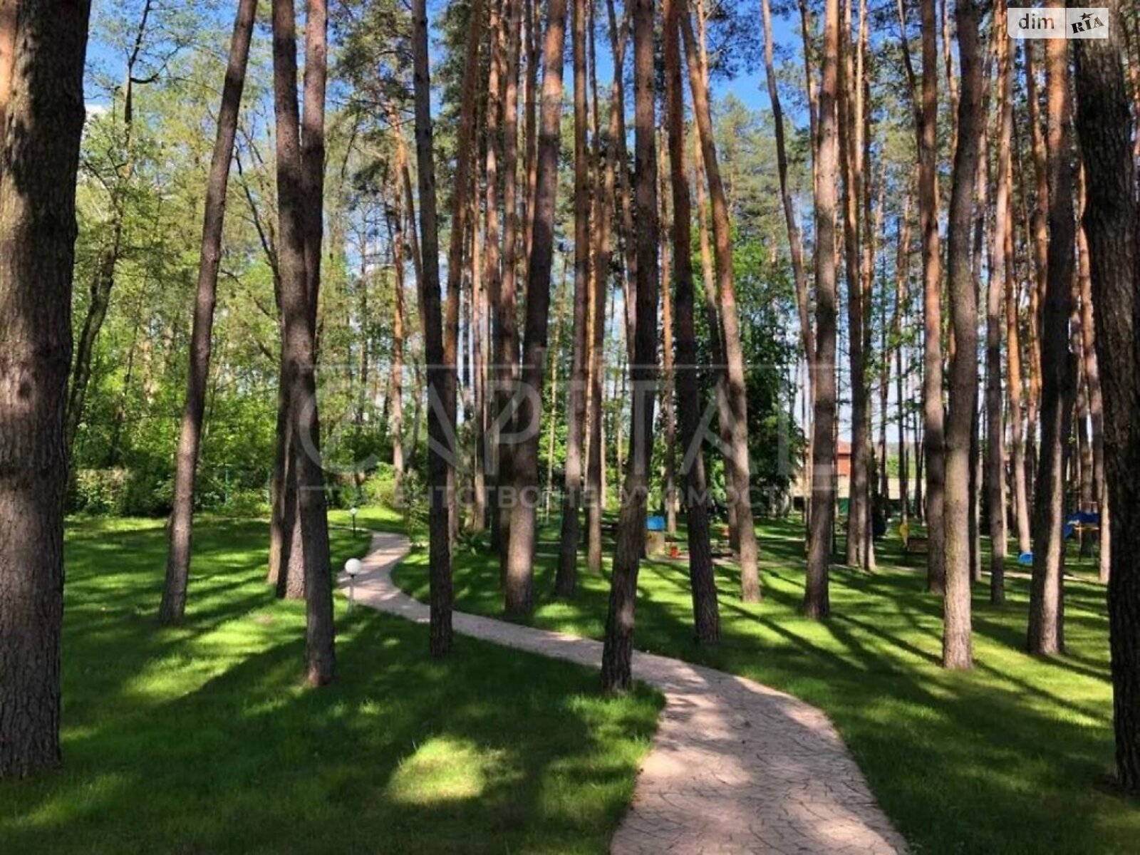 двухэтажный дом, 588 кв. м, кирпич. Продажа в Стоянке фото 1 двухэтажный дом, 588 кв. м, кирпич. Продажа в Стоянке фото 1