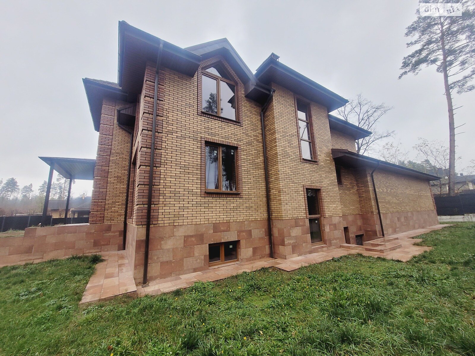 двоповерховий будинок, 460 кв. м, цегла. Продаж у Стоянці фото 1