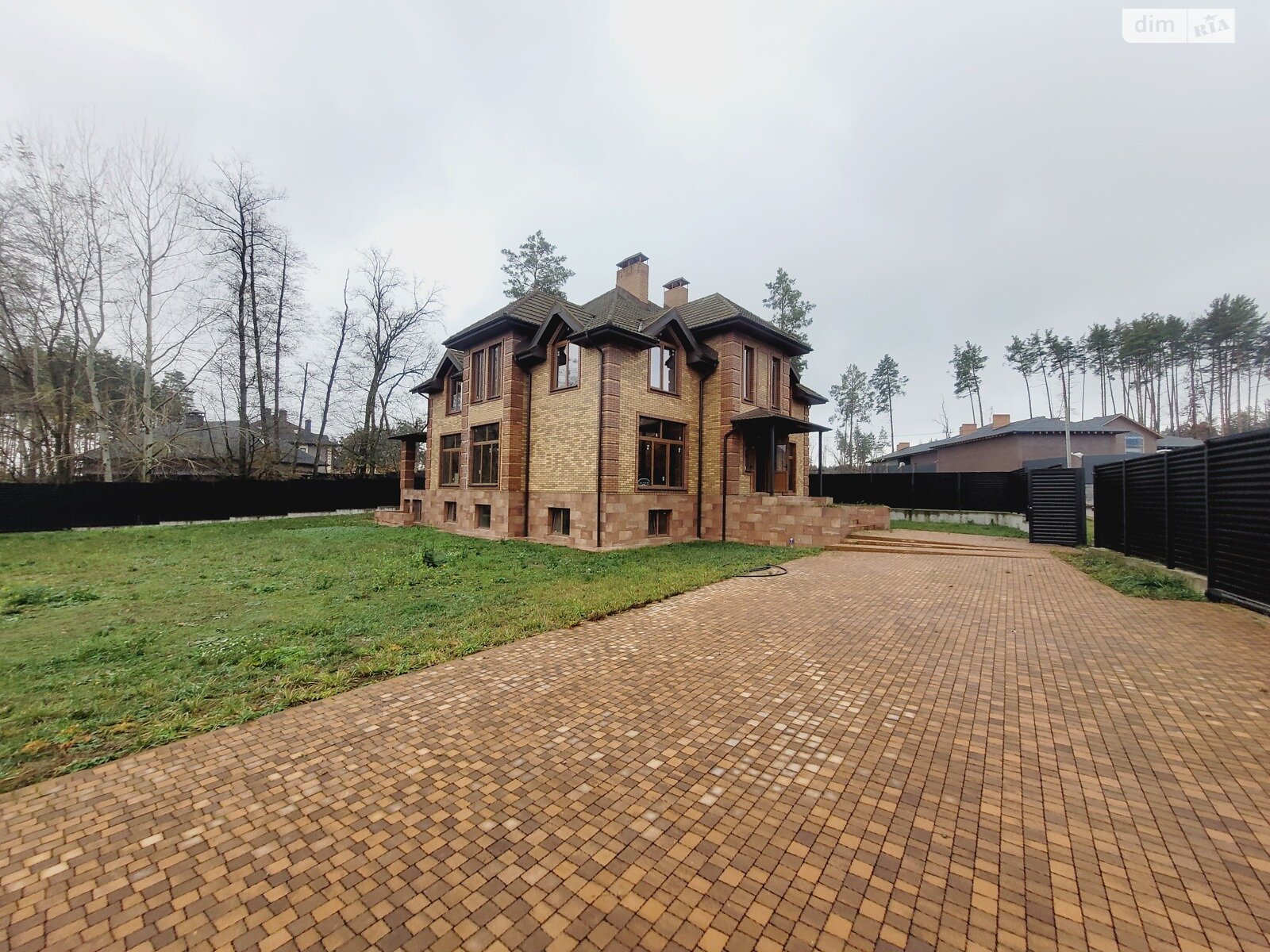 двоповерховий будинок, 460 кв. м, цегла. Продаж у Стоянці фото 1