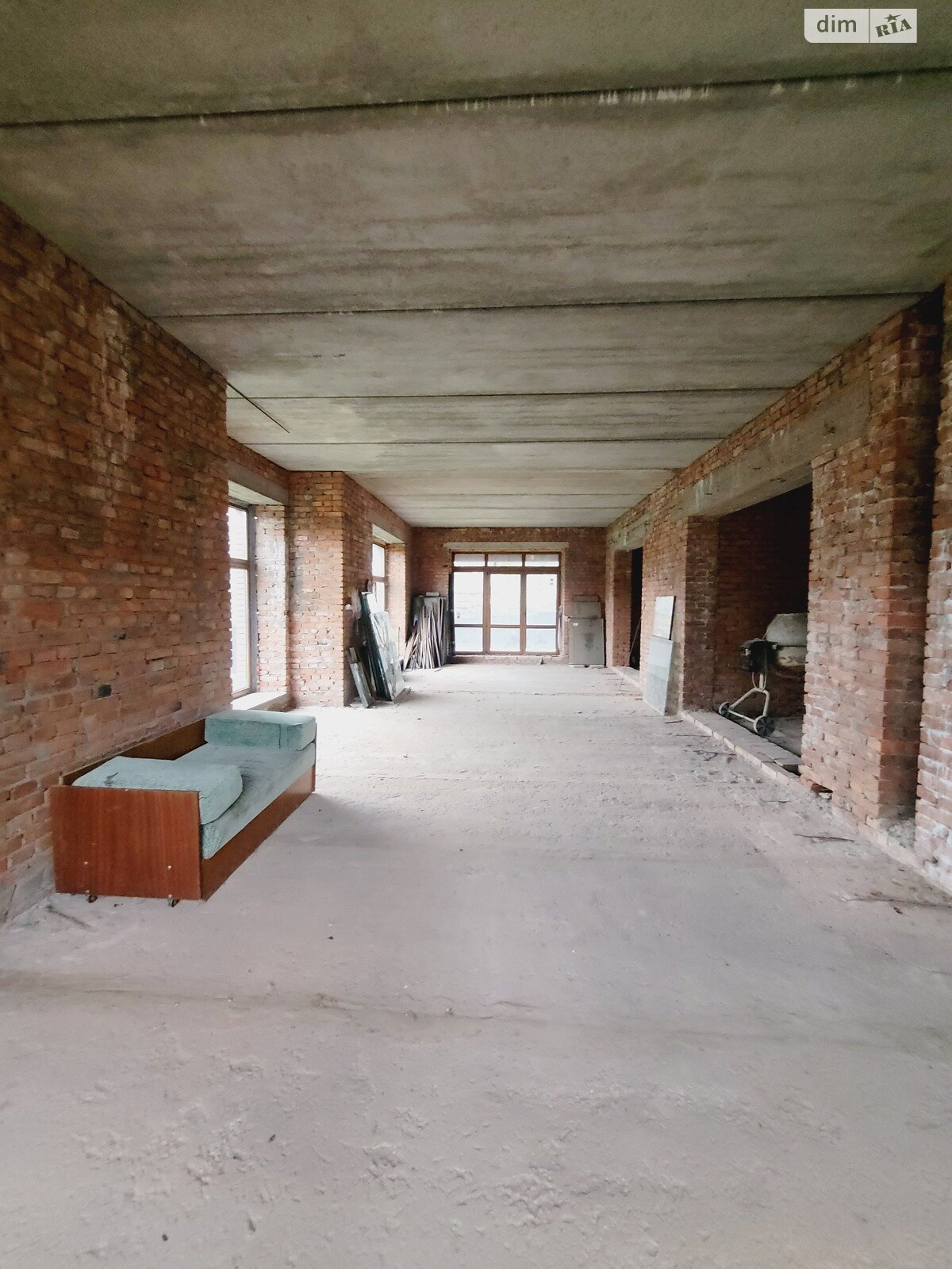 двоповерховий будинок, 460 кв. м, цегла. Продаж у Стоянці фото 1