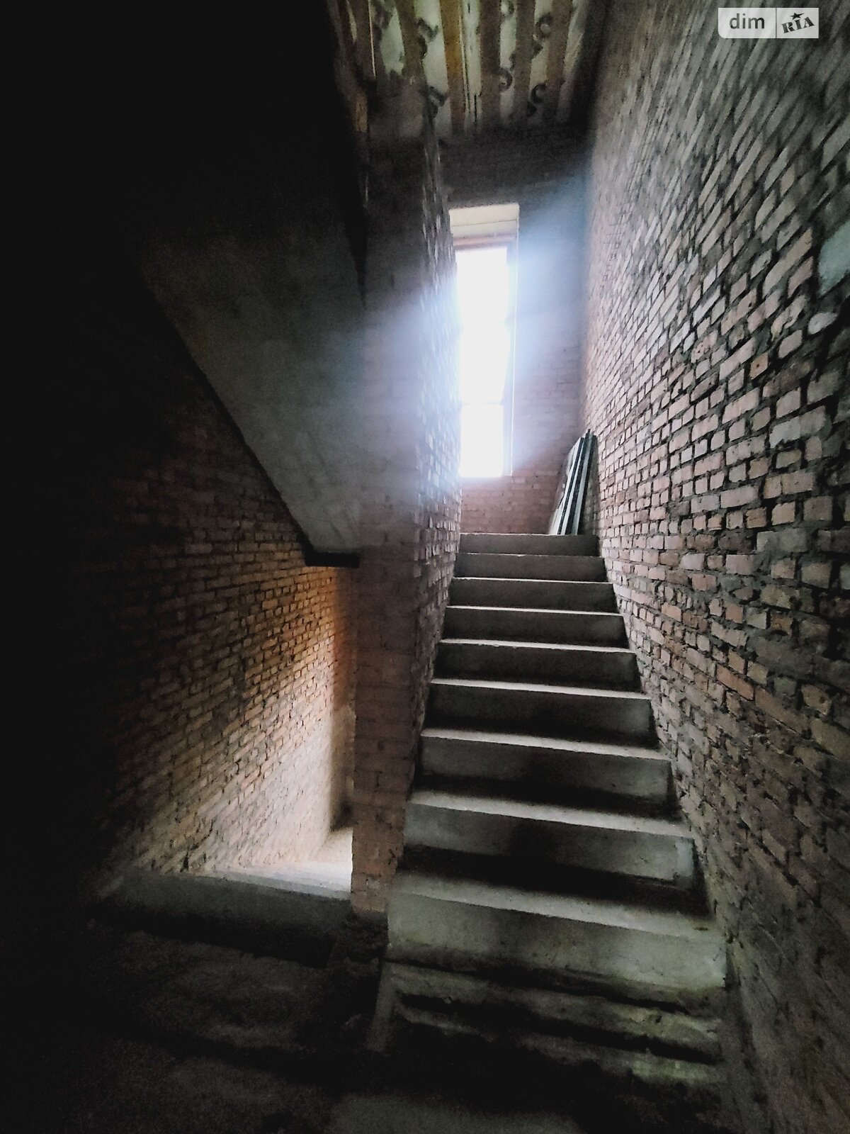 двоповерховий будинок, 460 кв. м, цегла. Продаж у Стоянці фото 1