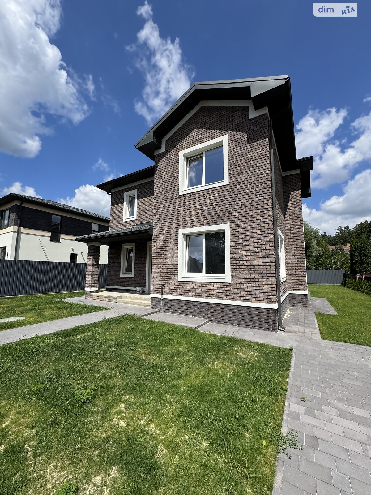 двоповерховий будинок, 213 кв. м, керамічний блок. Продаж у Стоянці фото 1