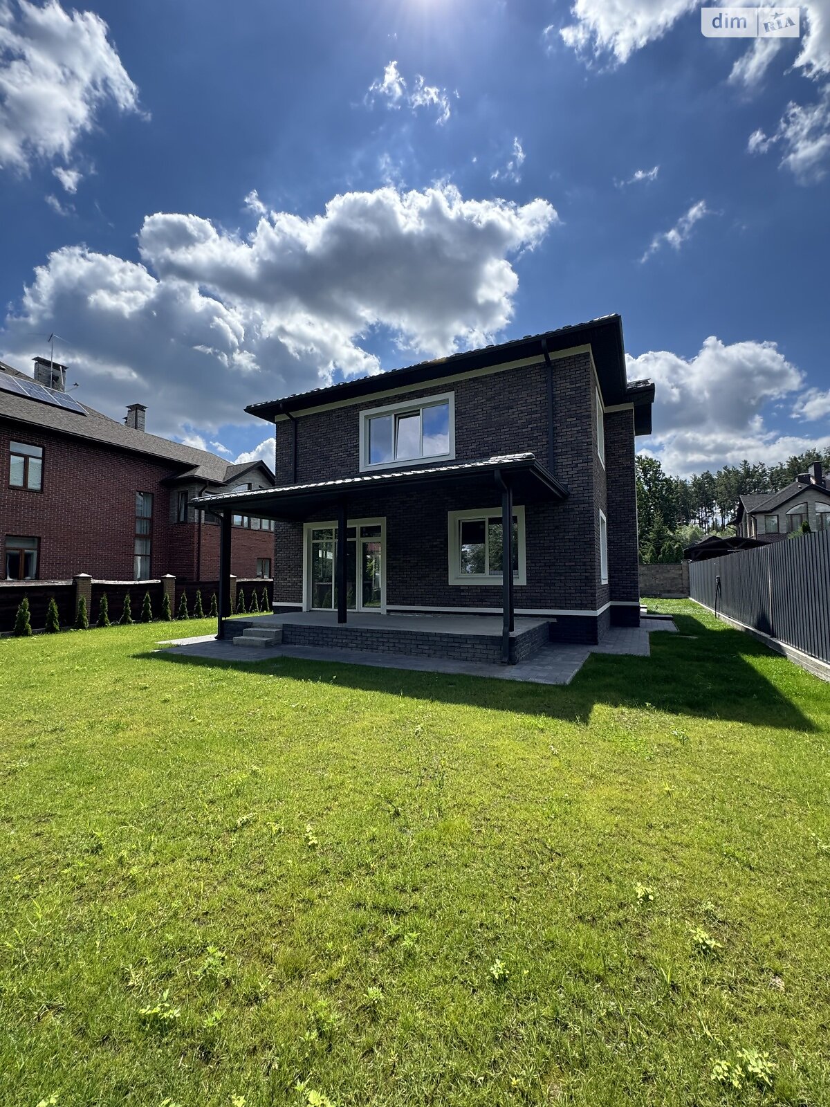 двоповерховий будинок, 213 кв. м, керамічний блок. Продаж у Стоянці фото 1