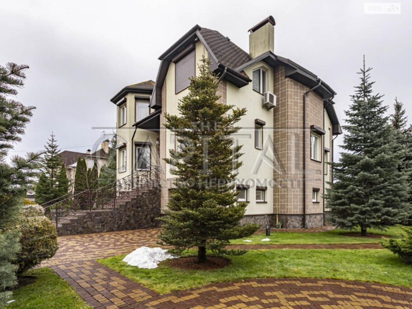 триповерховий будинок з верандою, 361.7 кв. м, цегла. Продаж у Стоянці фото 1 триповерховий будинок з верандою, 361.7 кв. м, цегла. Продаж у Стоянці фото 1