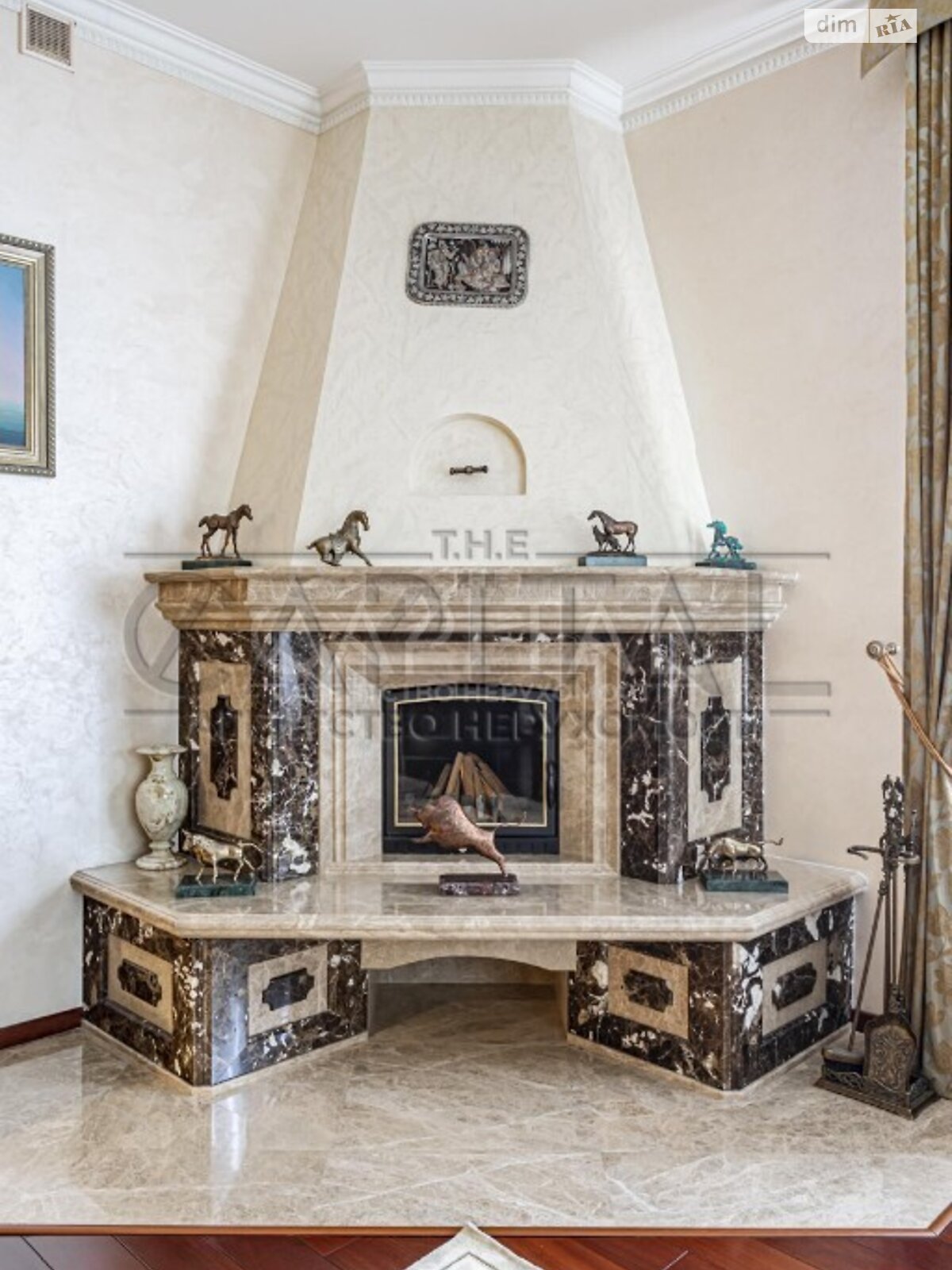 триповерховий будинок з верандою, 361.7 кв. м, цегла. Продаж у Стоянці фото 1 триповерховий будинок з верандою, 361.7 кв. м, цегла. Продаж у Стоянці фото 1