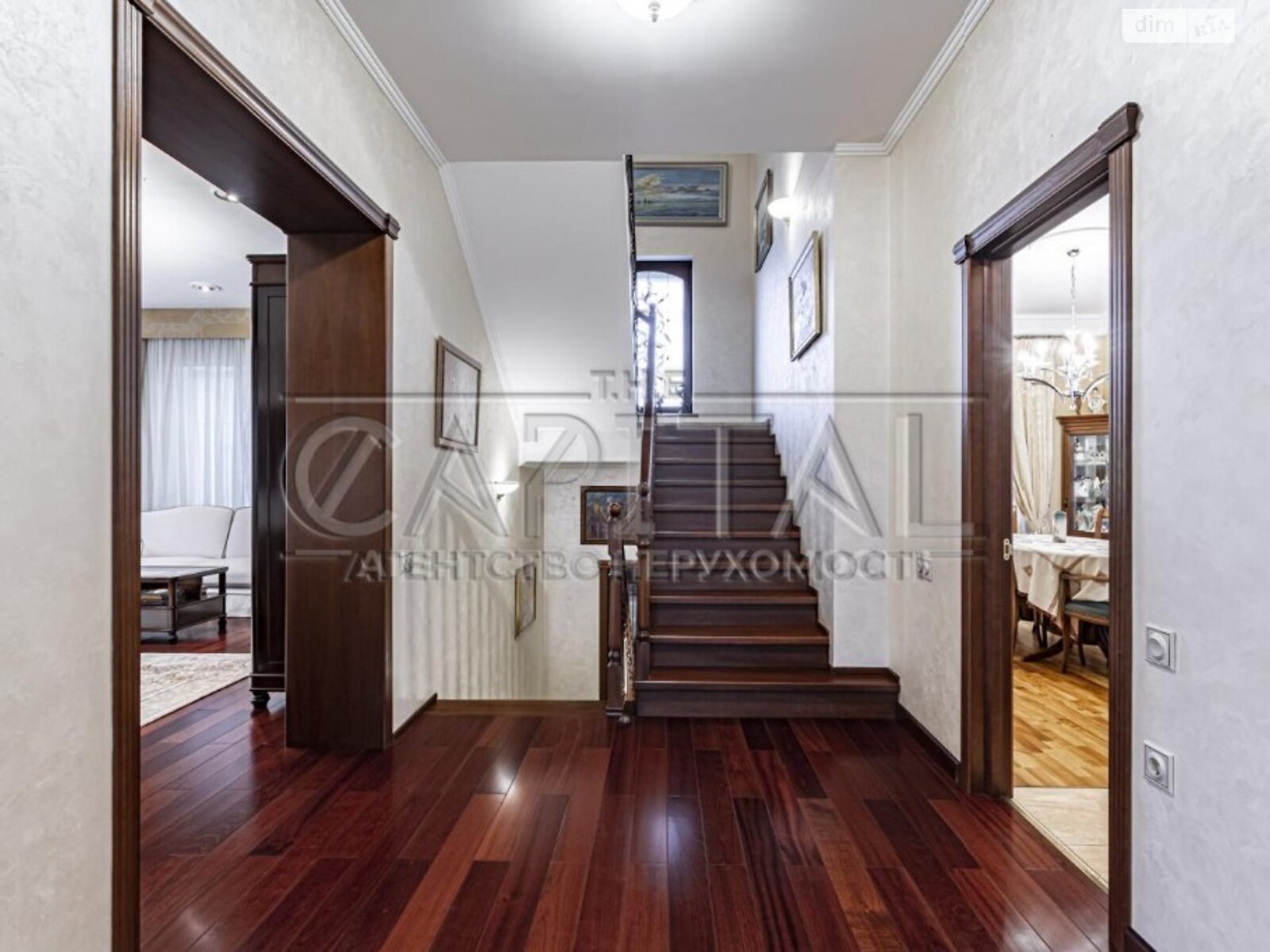 триповерховий будинок з верандою, 361.7 кв. м, цегла. Продаж у Стоянці фото 1 триповерховий будинок з верандою, 361.7 кв. м, цегла. Продаж у Стоянці фото 1
