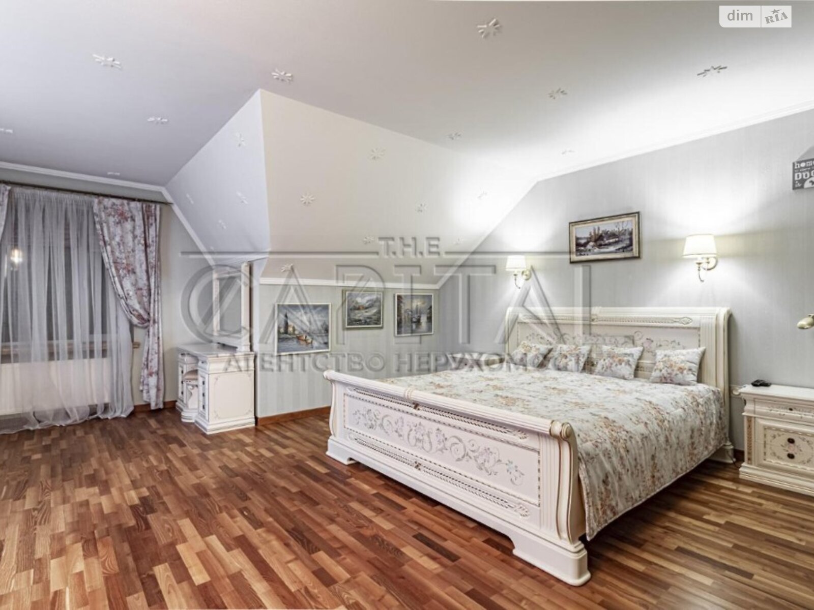 триповерховий будинок з верандою, 361.7 кв. м, цегла. Продаж у Стоянці фото 1 триповерховий будинок з верандою, 361.7 кв. м, цегла. Продаж у Стоянці фото 1