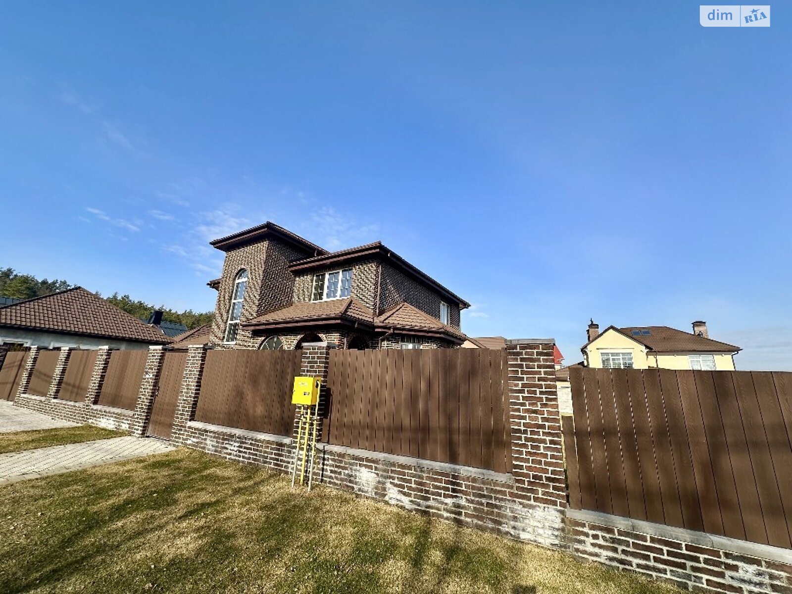 двоповерховий будинок, 258 кв. м, цегла. Продаж у Стоянці фото 1 двоповерховий будинок, 258 кв. м, цегла. Продаж у Стоянці фото 1
