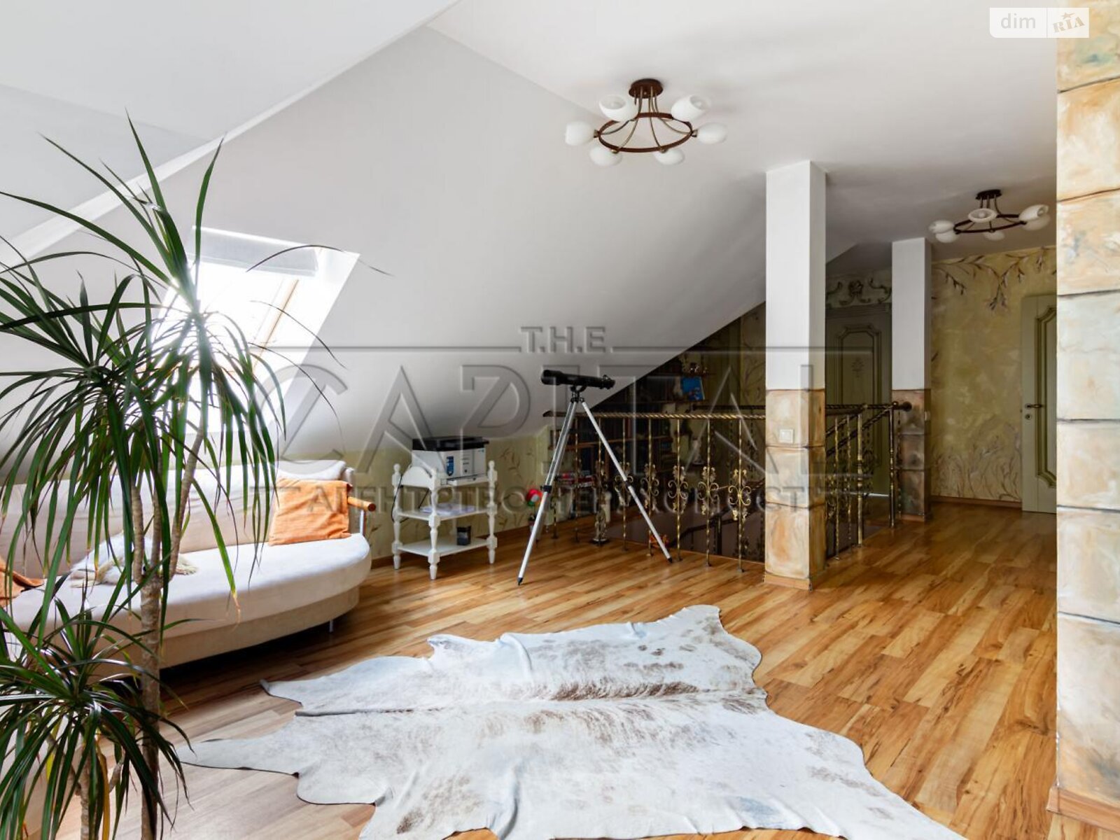 двухэтажный дом, 250 кв. м, кирпич. Продажа в Стоянке фото 1 двухэтажный дом, 250 кв. м, кирпич. Продажа в Стоянке фото 1