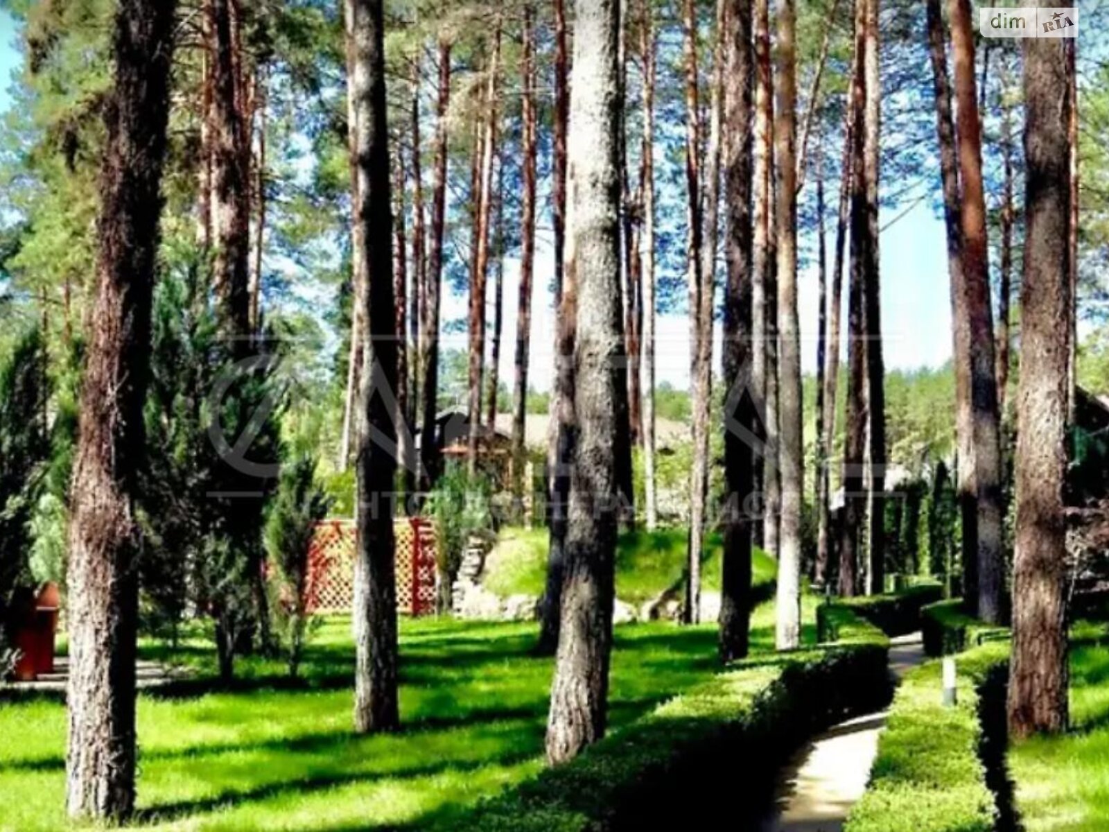 двухэтажный дом с гаражом, 845 кв. м, кирпич. Продажа в Стоянке фото 1 двухэтажный дом с гаражом, 845 кв. м, кирпич. Продажа в Стоянке фото 1