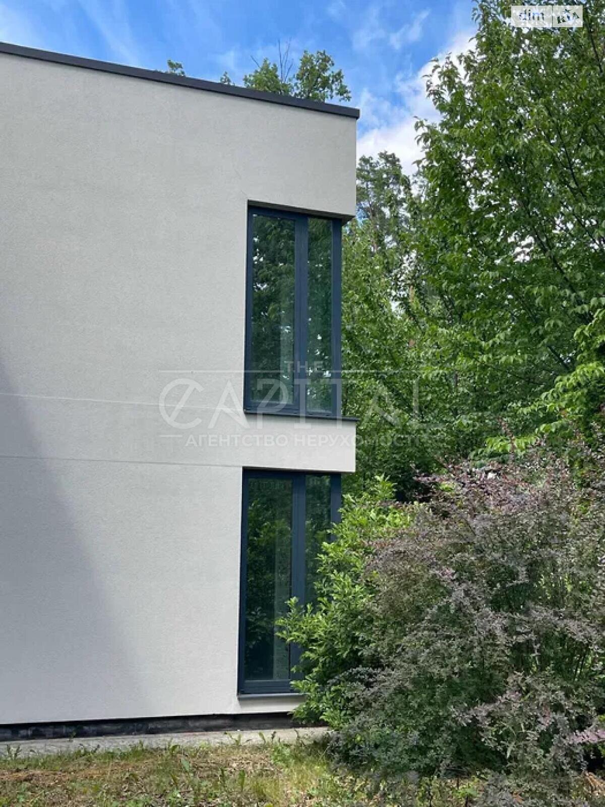 двоповерховий будинок з гаражем, 445 кв. м, цегла. Продаж у Стоянці фото 1 двоповерховий будинок з гаражем, 445 кв. м, цегла. Продаж у Стоянці фото 1