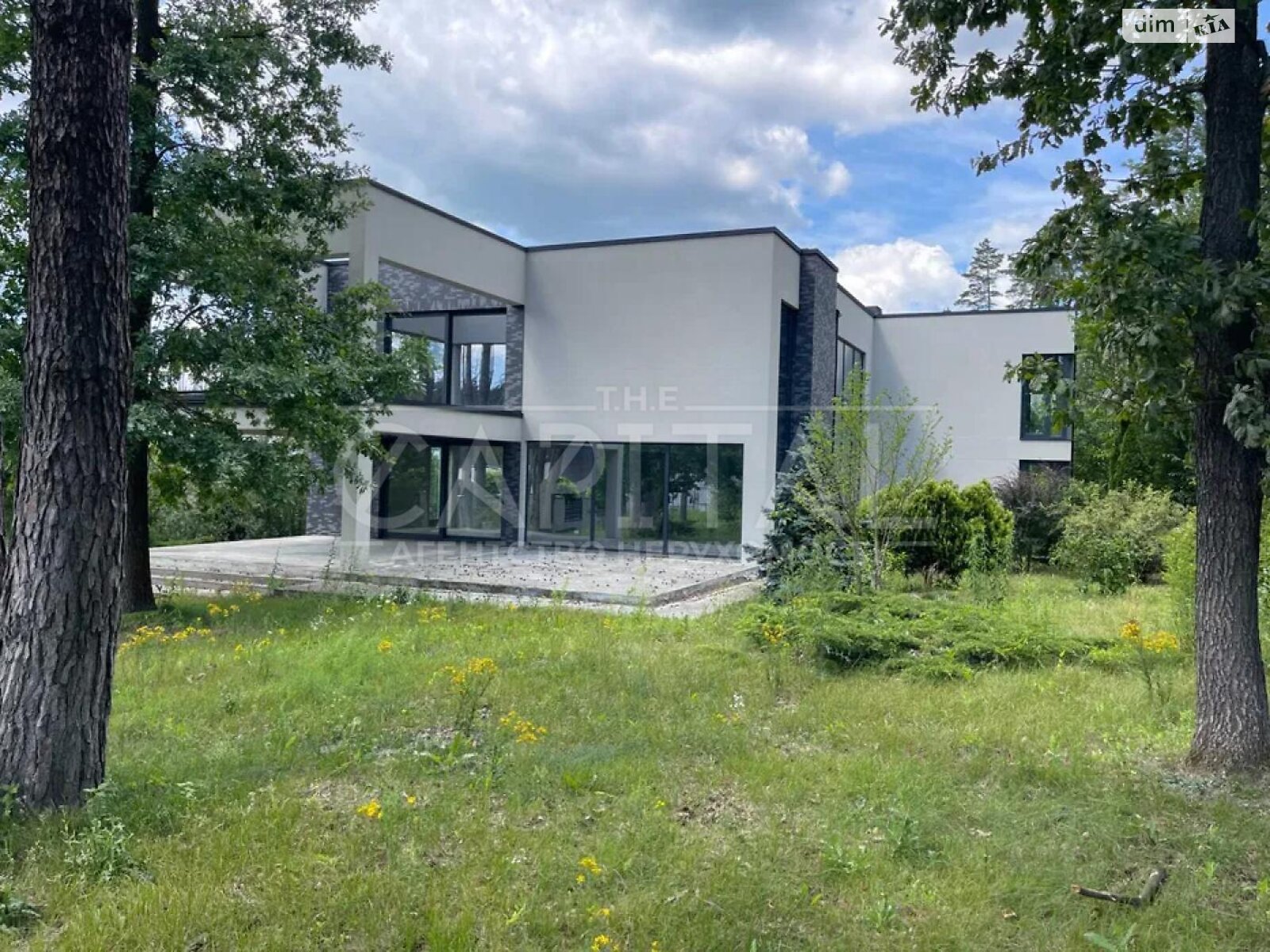 двоповерховий будинок з гаражем, 445 кв. м, цегла. Продаж у Стоянці фото 1 двоповерховий будинок з гаражем, 445 кв. м, цегла. Продаж у Стоянці фото 1