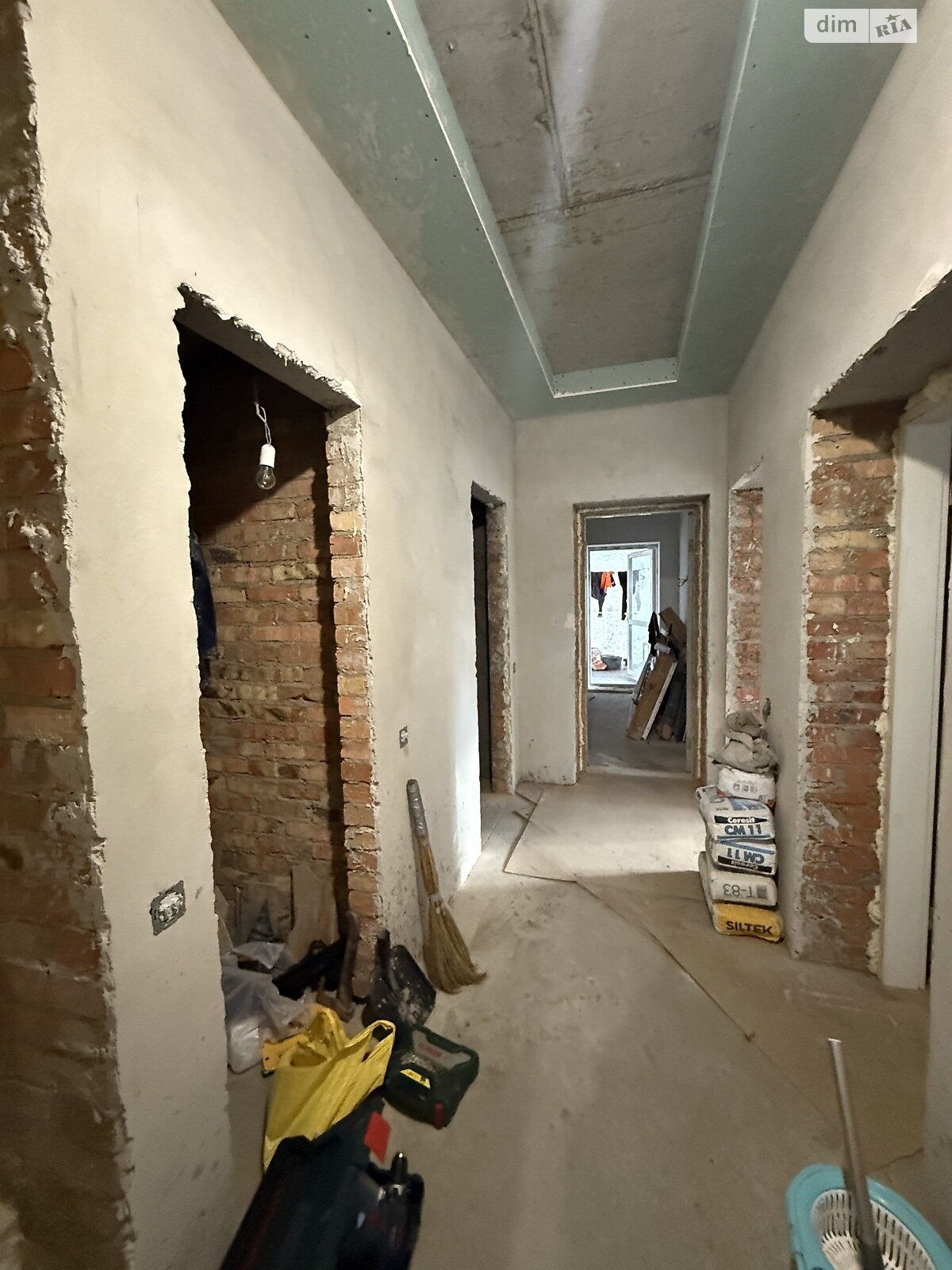 двоповерховий будинок з гаражем, 220 кв. м, цегла. Продаж у Стоянці фото 1 двоповерховий будинок з гаражем, 220 кв. м, цегла. Продаж у Стоянці фото 1