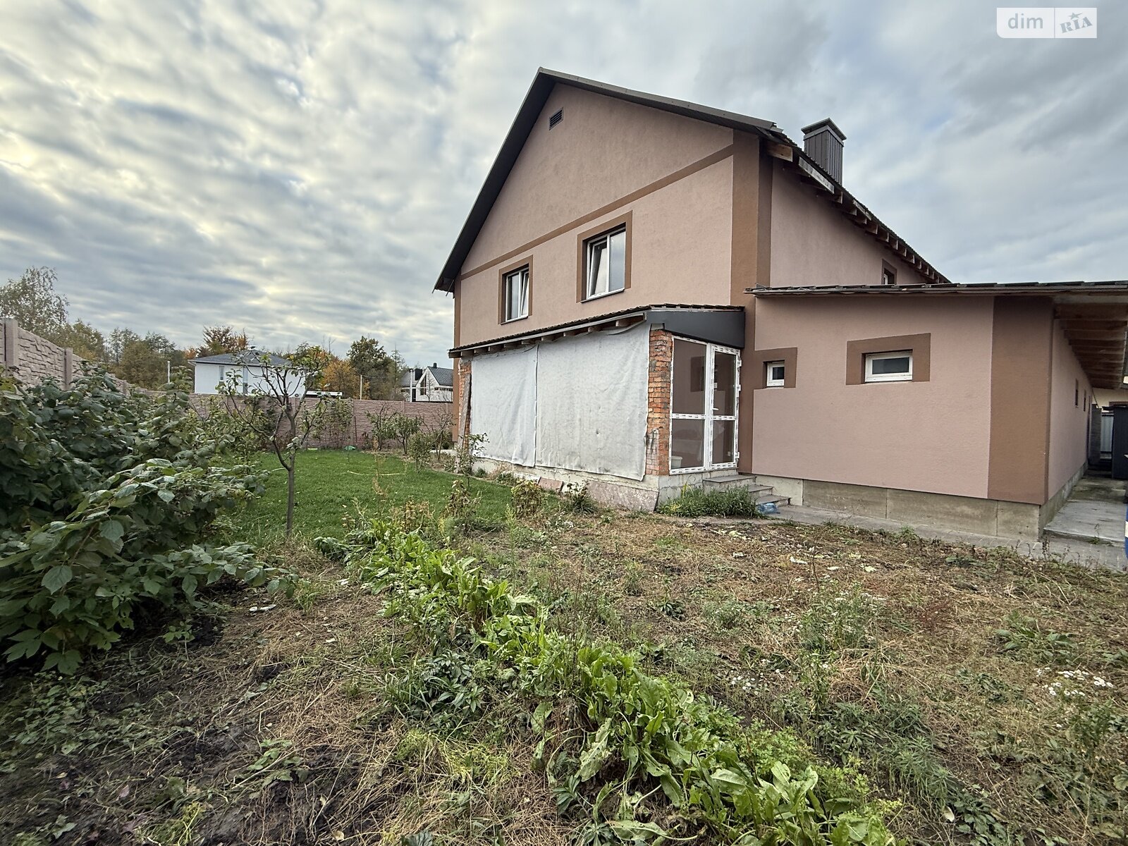 двоповерховий будинок з гаражем, 220 кв. м, цегла. Продаж у Стоянці фото 1 двоповерховий будинок з гаражем, 220 кв. м, цегла. Продаж у Стоянці фото 1