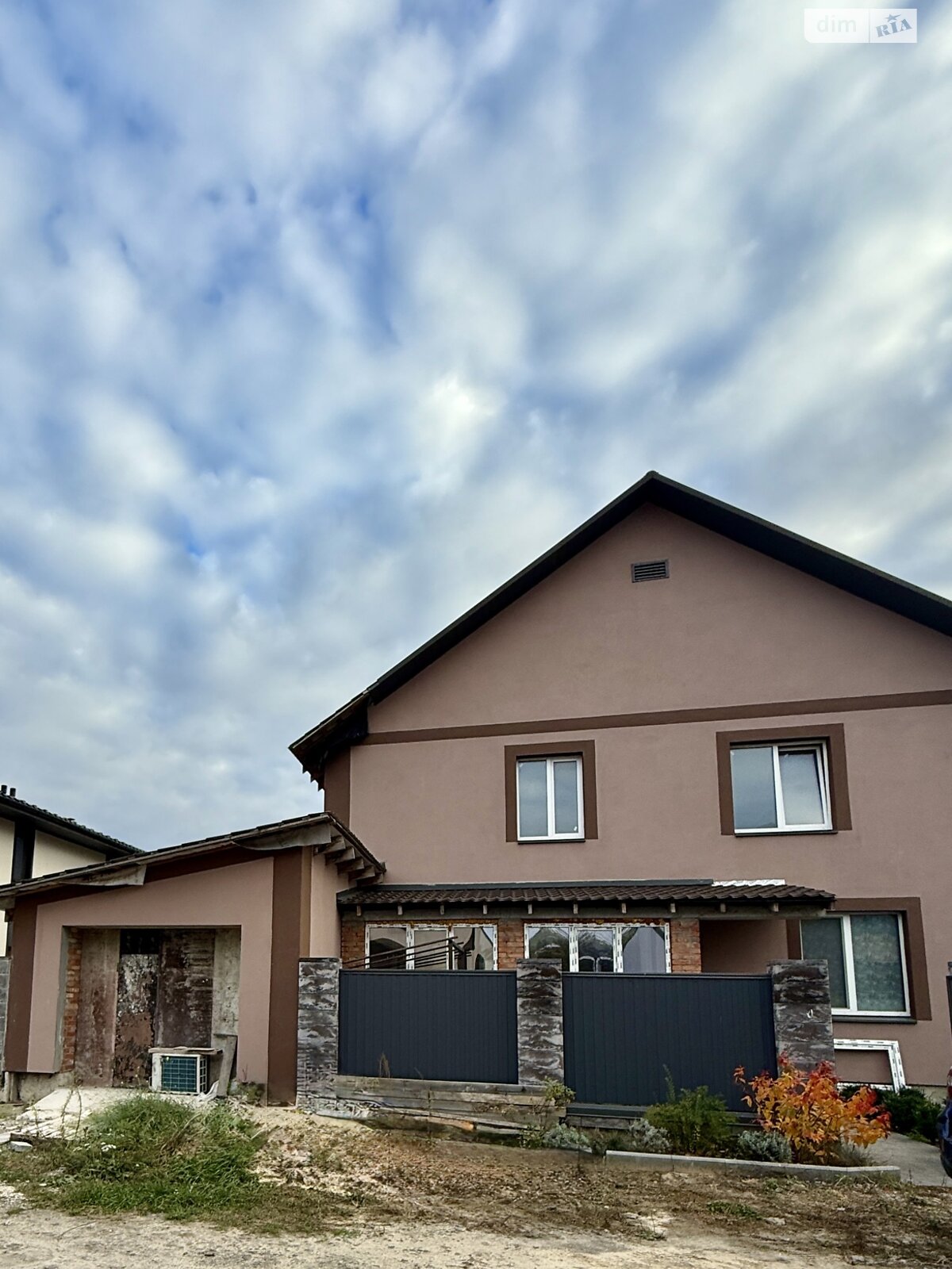 двоповерховий будинок з гаражем, 220 кв. м, цегла. Продаж у Стоянці фото 1 двоповерховий будинок з гаражем, 220 кв. м, цегла. Продаж у Стоянці фото 1