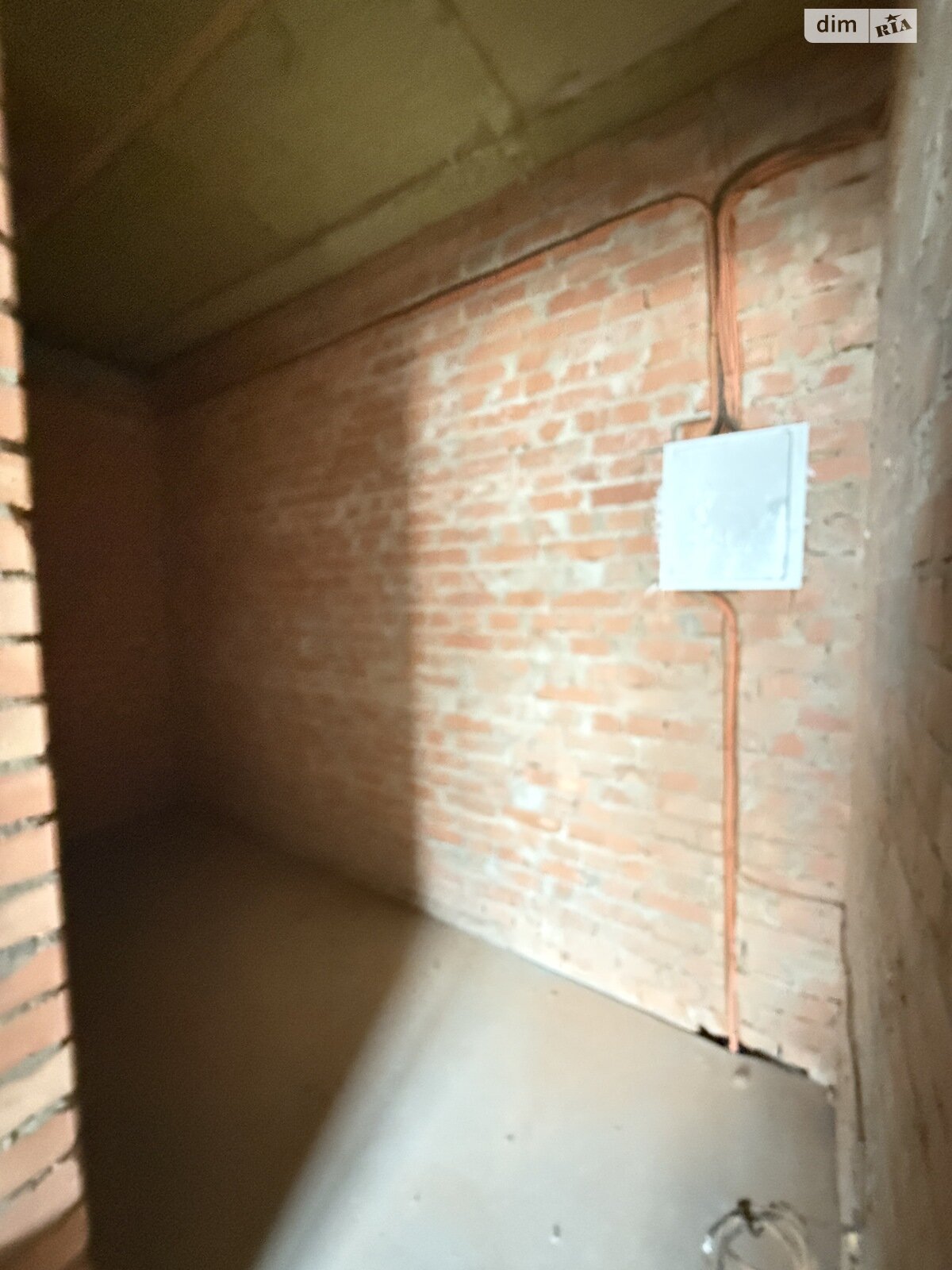 двухэтажный дом с гаражом, 200 кв. м, кирпич. Продажа в Стоянке фото 1