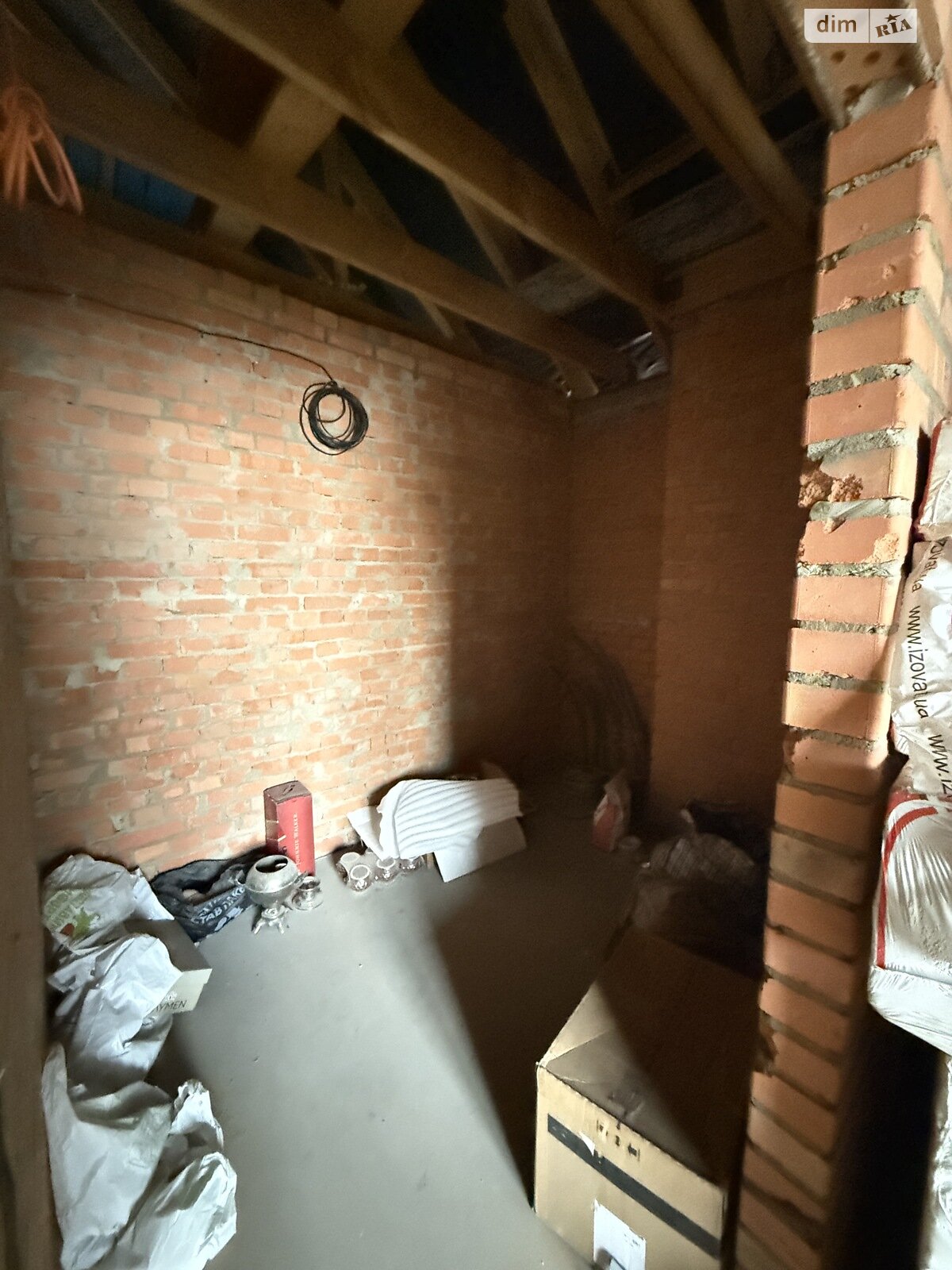 двухэтажный дом с гаражом, 200 кв. м, кирпич. Продажа в Стоянке фото 1