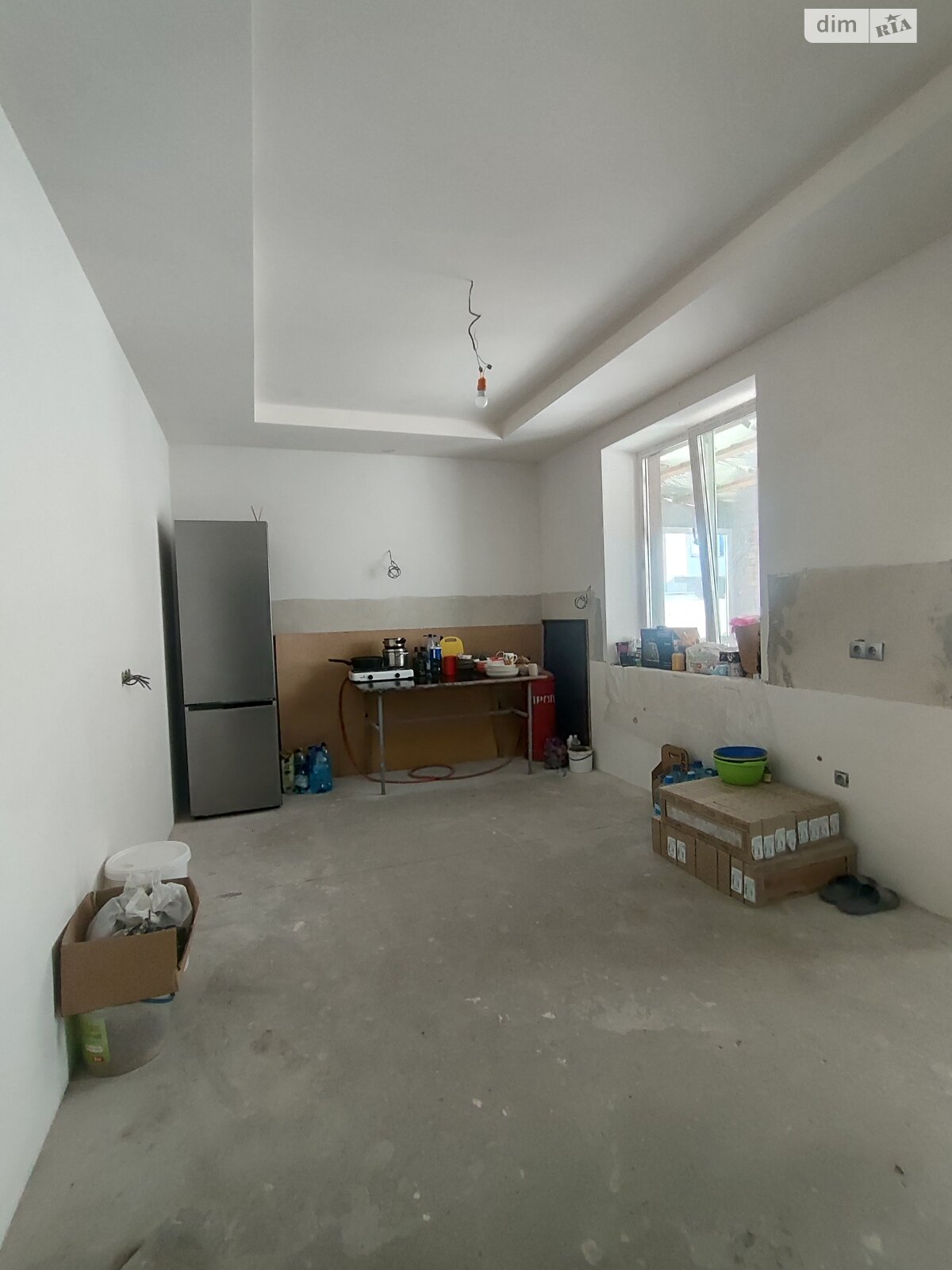 двухэтажный дом с гаражом, 200 кв. м, кирпич. Продажа в Стоянке фото 1