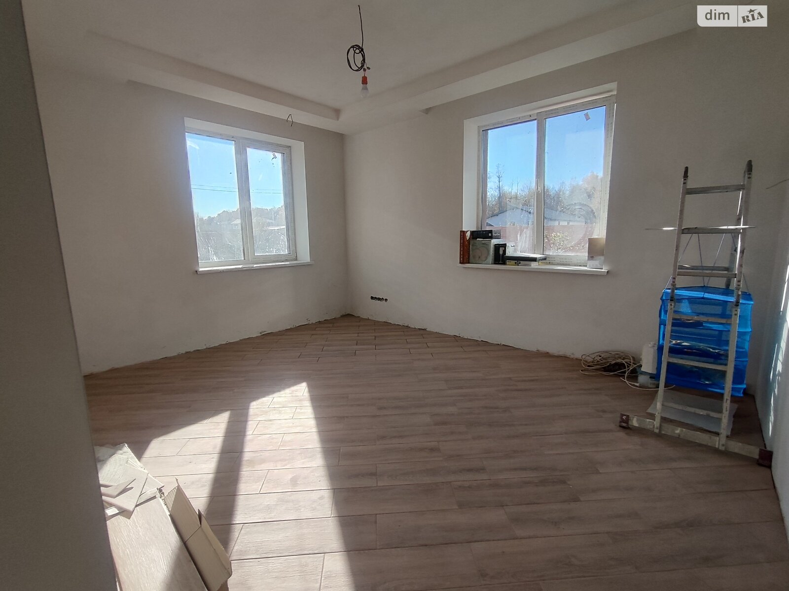 двухэтажный дом с гаражом, 200 кв. м, кирпич. Продажа в Стоянке фото 1