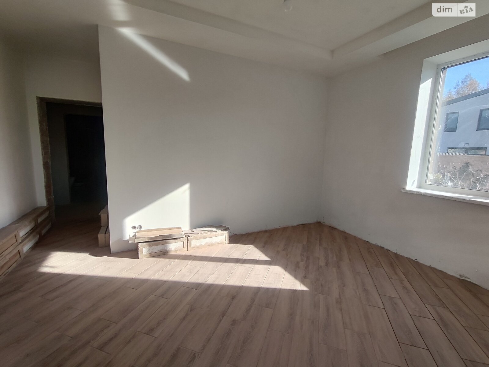 двухэтажный дом с гаражом, 200 кв. м, кирпич. Продажа в Стоянке фото 1