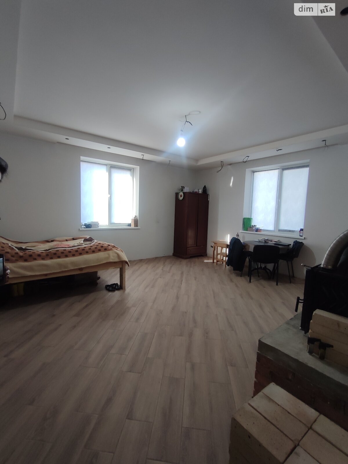 двухэтажный дом с гаражом, 200 кв. м, кирпич. Продажа в Стоянке фото 1