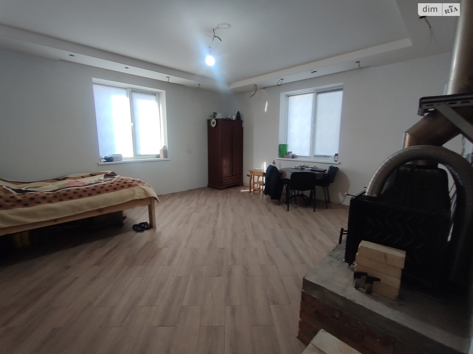 двухэтажный дом с гаражом, 200 кв. м, кирпич. Продажа в Стоянке фото 1