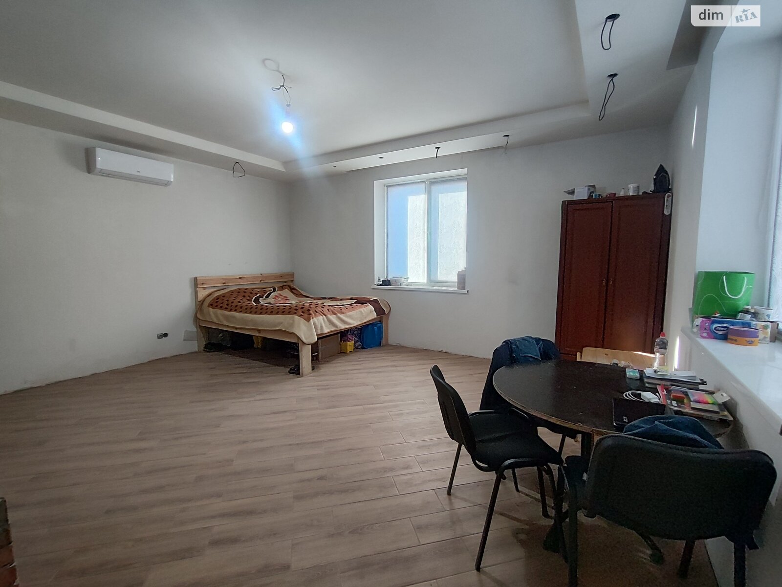 двухэтажный дом с гаражом, 200 кв. м, кирпич. Продажа в Стоянке фото 1