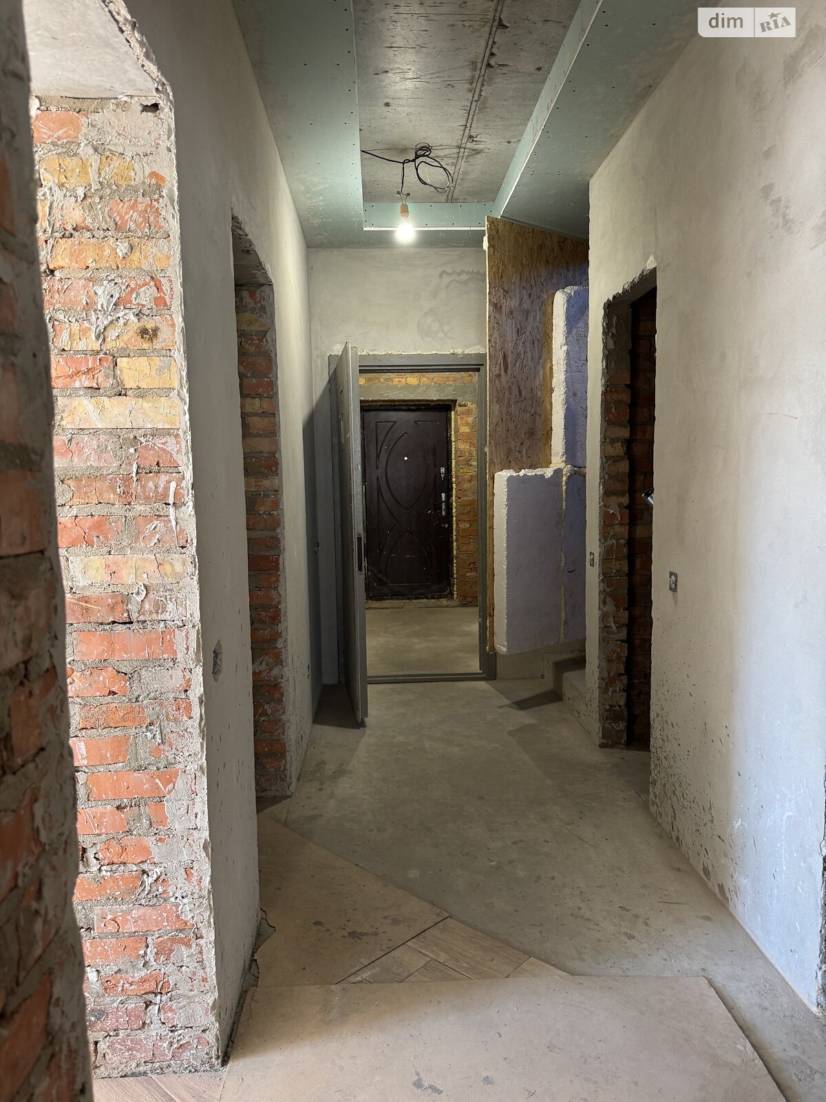 двоповерховий будинок з гаражем, 220 кв. м, цегла. Продаж у Стоянці фото 1 двоповерховий будинок з гаражем, 220 кв. м, цегла. Продаж у Стоянці фото 1