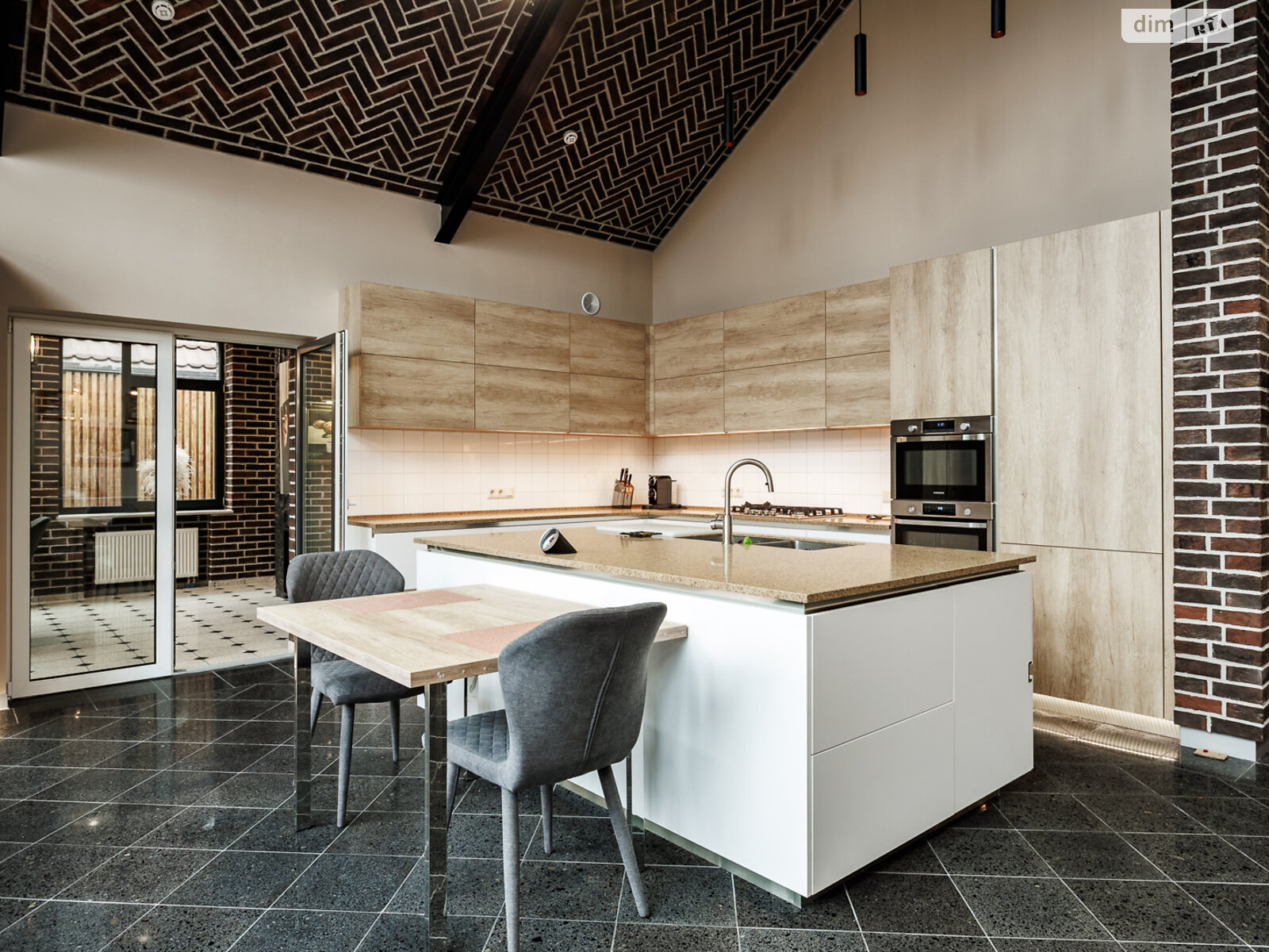 одноэтажный дом, 166.7 кв. м, пеноблок. Продажа в Стоянке фото 1 одноэтажный дом, 166.7 кв. м, пеноблок. Продажа в Стоянке фото 1