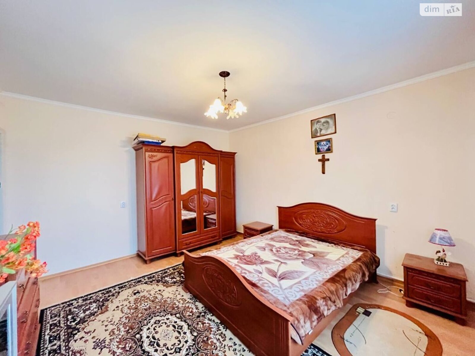 двухэтажный дом с ремонтом, 293.7 кв. м, кирпич. Продажа в Стриганцах фото 1