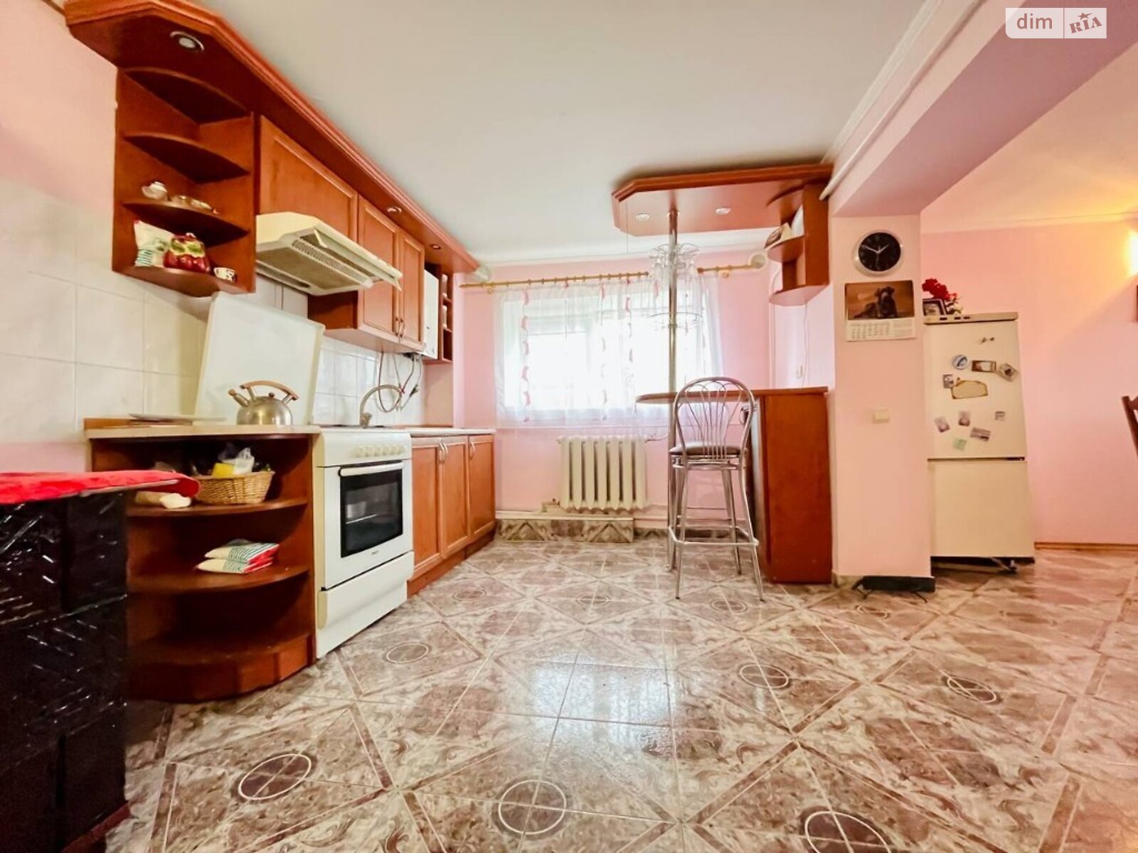 двухэтажный дом с ремонтом, 293.7 кв. м, кирпич. Продажа в Стриганцах фото 1