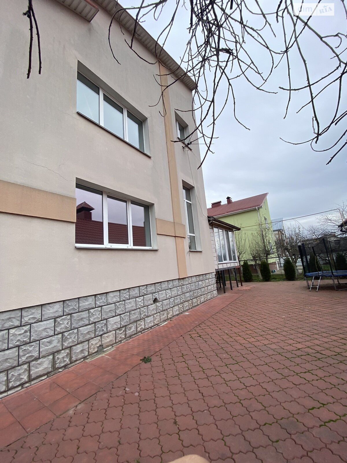 четырехэтажный дом с верандой, 310 кв. м, кирпич. Продажа в Стрижавке фото 1 четырехэтажный дом с верандой, 310 кв. м, кирпич. Продажа в Стрижавке фото 1