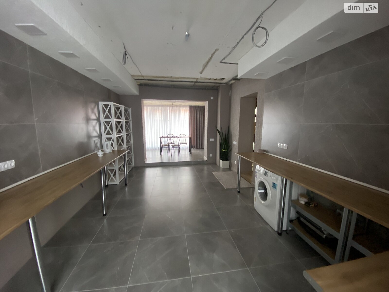 четырехэтажный дом с верандой, 310 кв. м, кирпич. Продажа в Стрижавке фото 1 четырехэтажный дом с верандой, 310 кв. м, кирпич. Продажа в Стрижавке фото 1