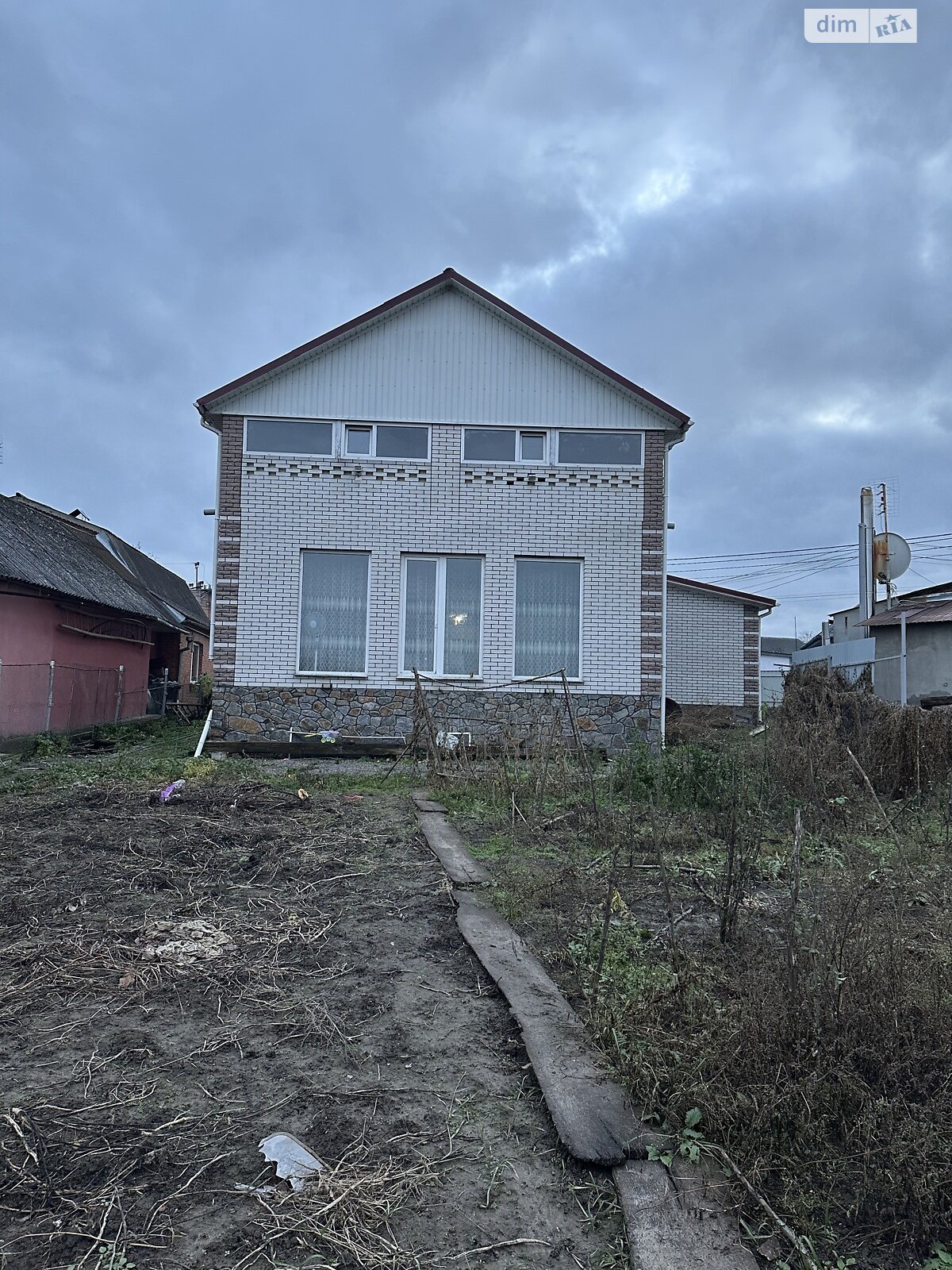 двоповерховий будинок з гаражем, 135 кв. м, кирпич. Продаж у Стрижавці фото 1 двоповерховий будинок з гаражем, 135 кв. м, кирпич. Продаж у Стрижавці фото 1