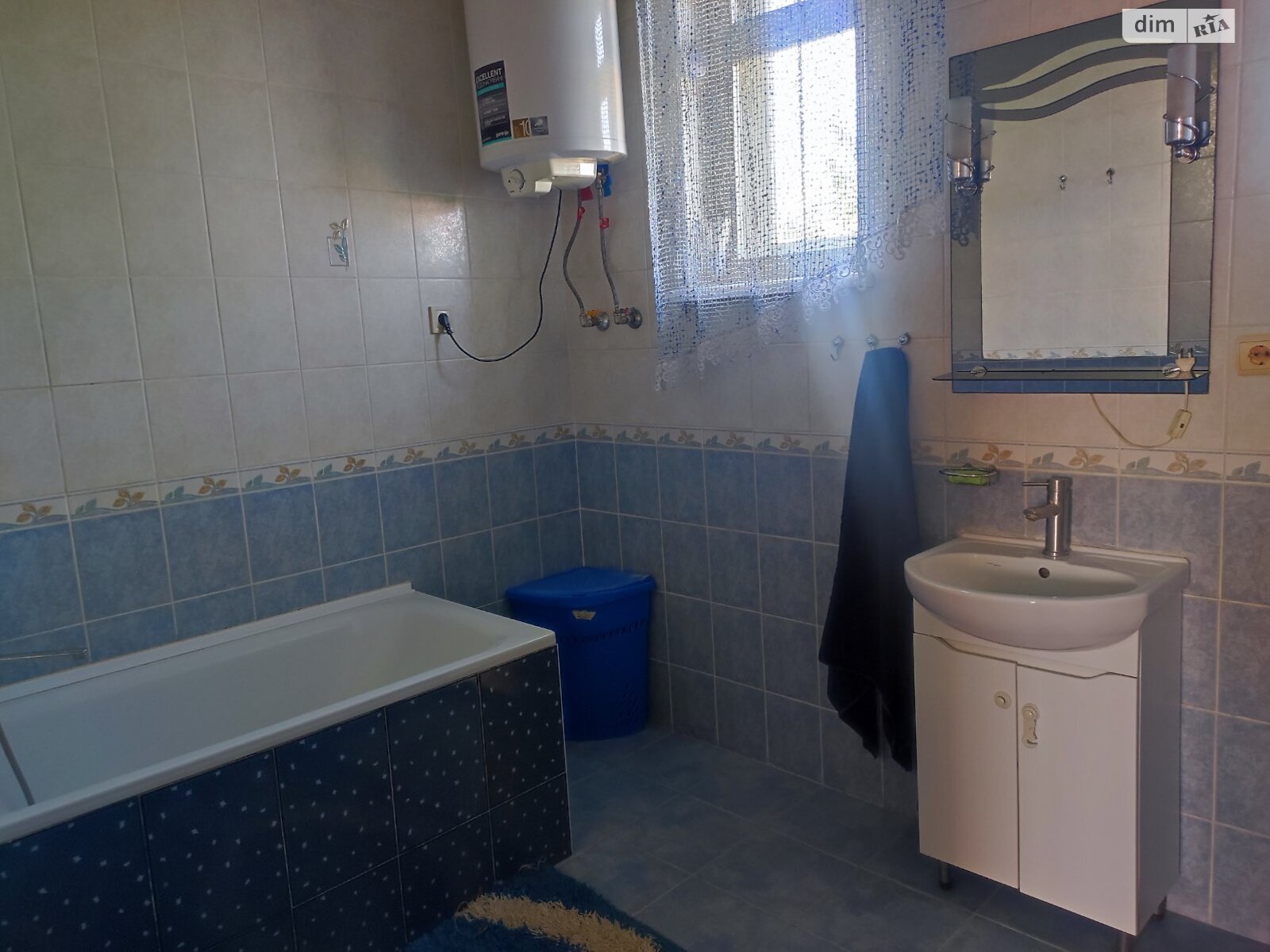 двухэтажный дом с балконом, 276 кв. м, кирпич. Продажа в Стрижавке фото 1 двухэтажный дом с балконом, 276 кв. м, кирпич. Продажа в Стрижавке фото 1