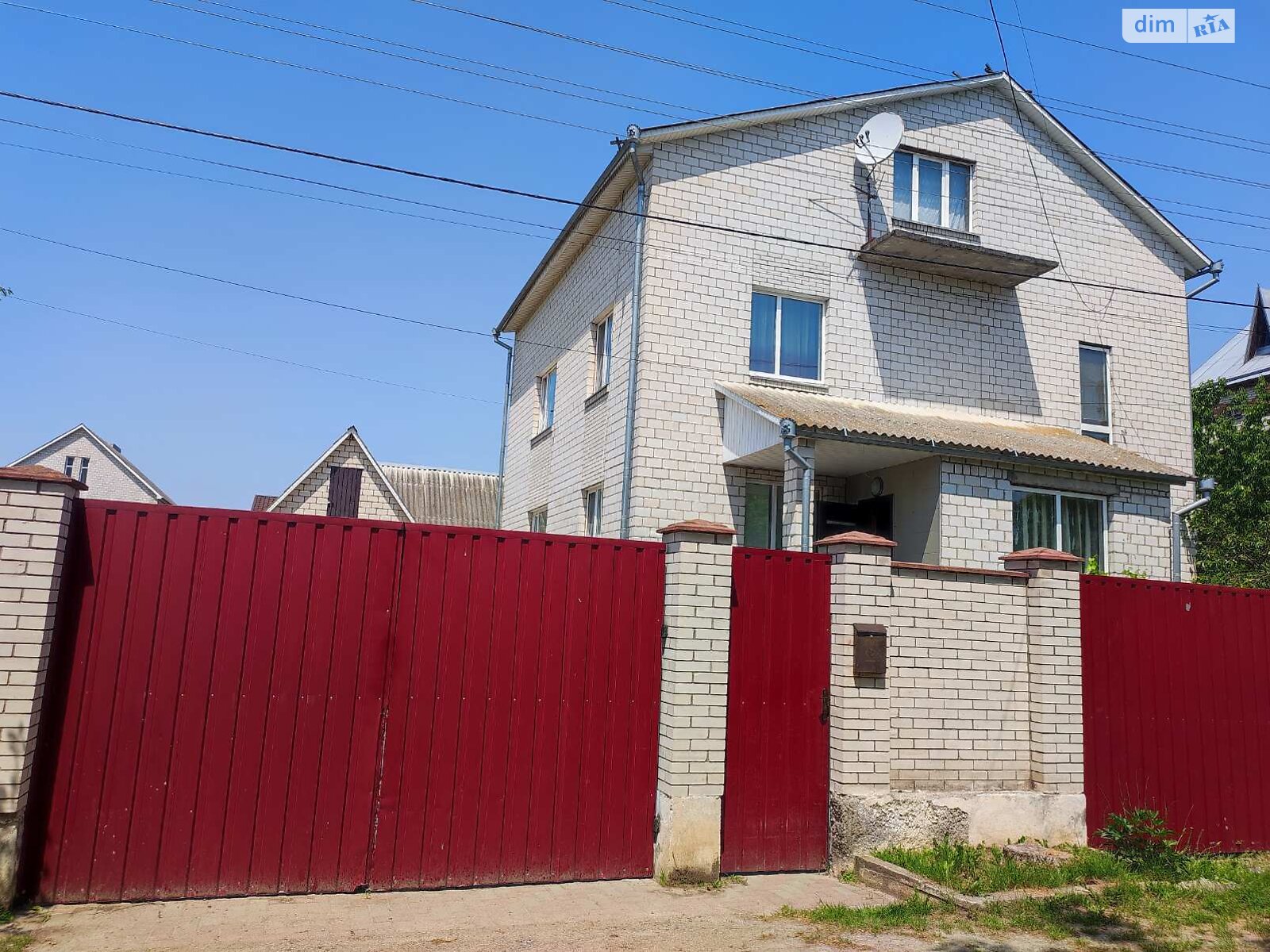 двухэтажный дом с балконом, 276 кв. м, кирпич. Продажа в Стрижавке фото 1 двухэтажный дом с балконом, 276 кв. м, кирпич. Продажа в Стрижавке фото 1