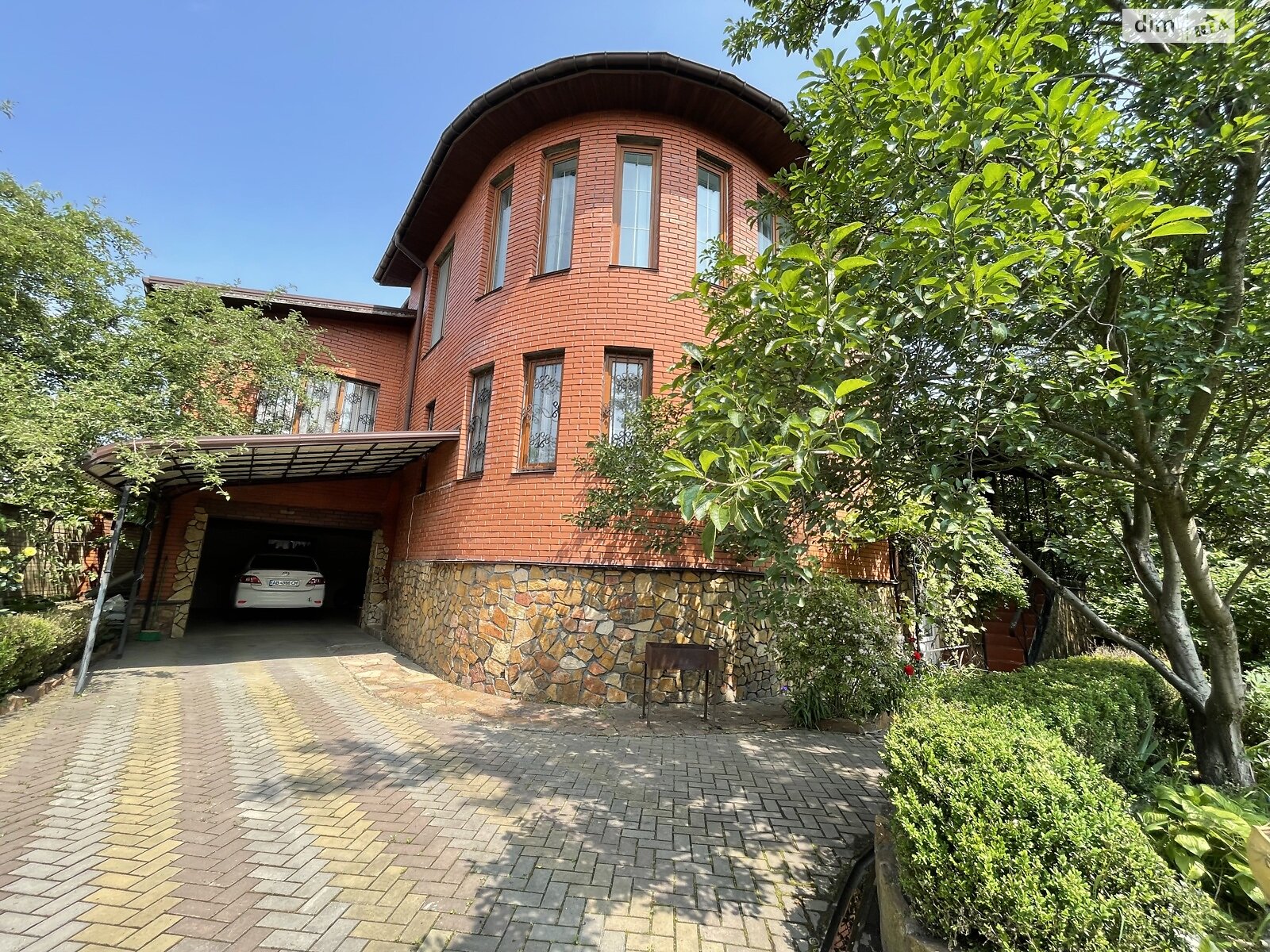 триповерховий будинок бесідка, 389 кв. м, цегла. Продаж у Стрижавці фото 1 триповерховий будинок бесідка, 389 кв. м, цегла. Продаж у Стрижавці фото 1