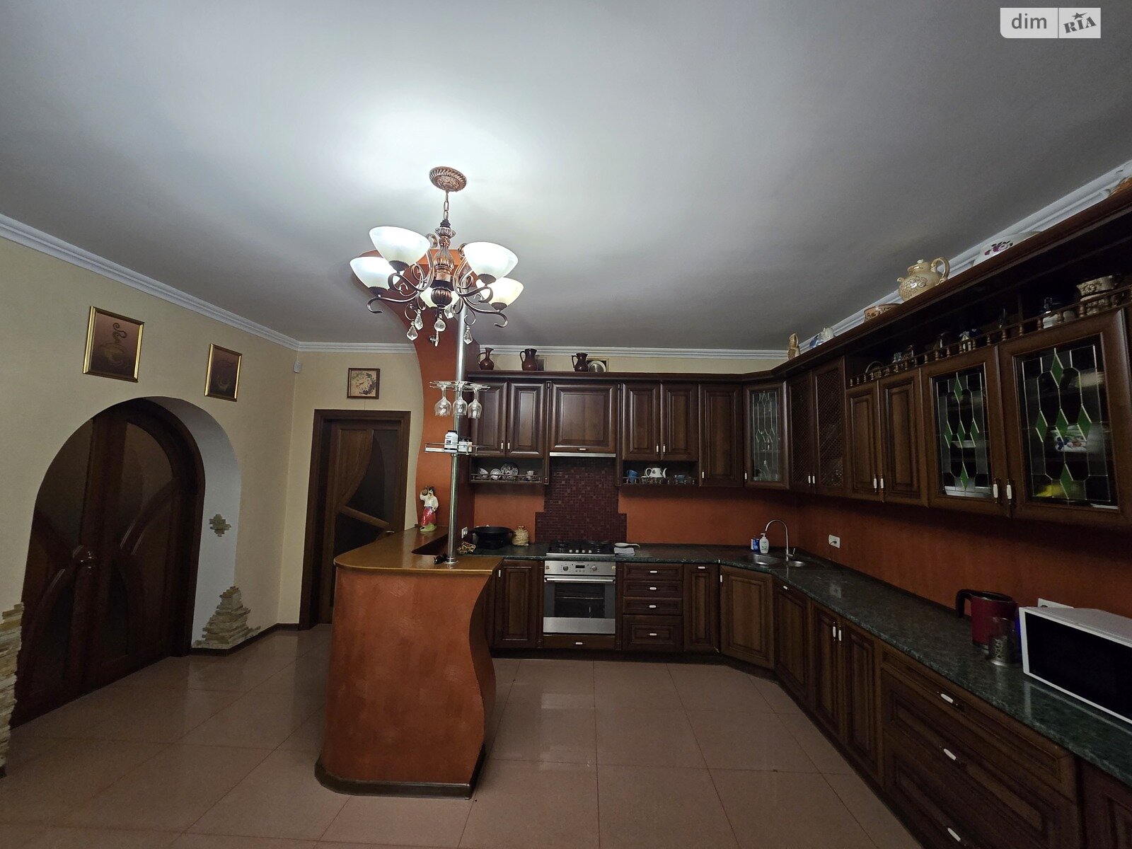 двухэтажный дом с верандой, 389 кв. м, кирпич. Продажа в Стрижавке фото 1 двухэтажный дом с верандой, 389 кв. м, кирпич. Продажа в Стрижавке фото 1