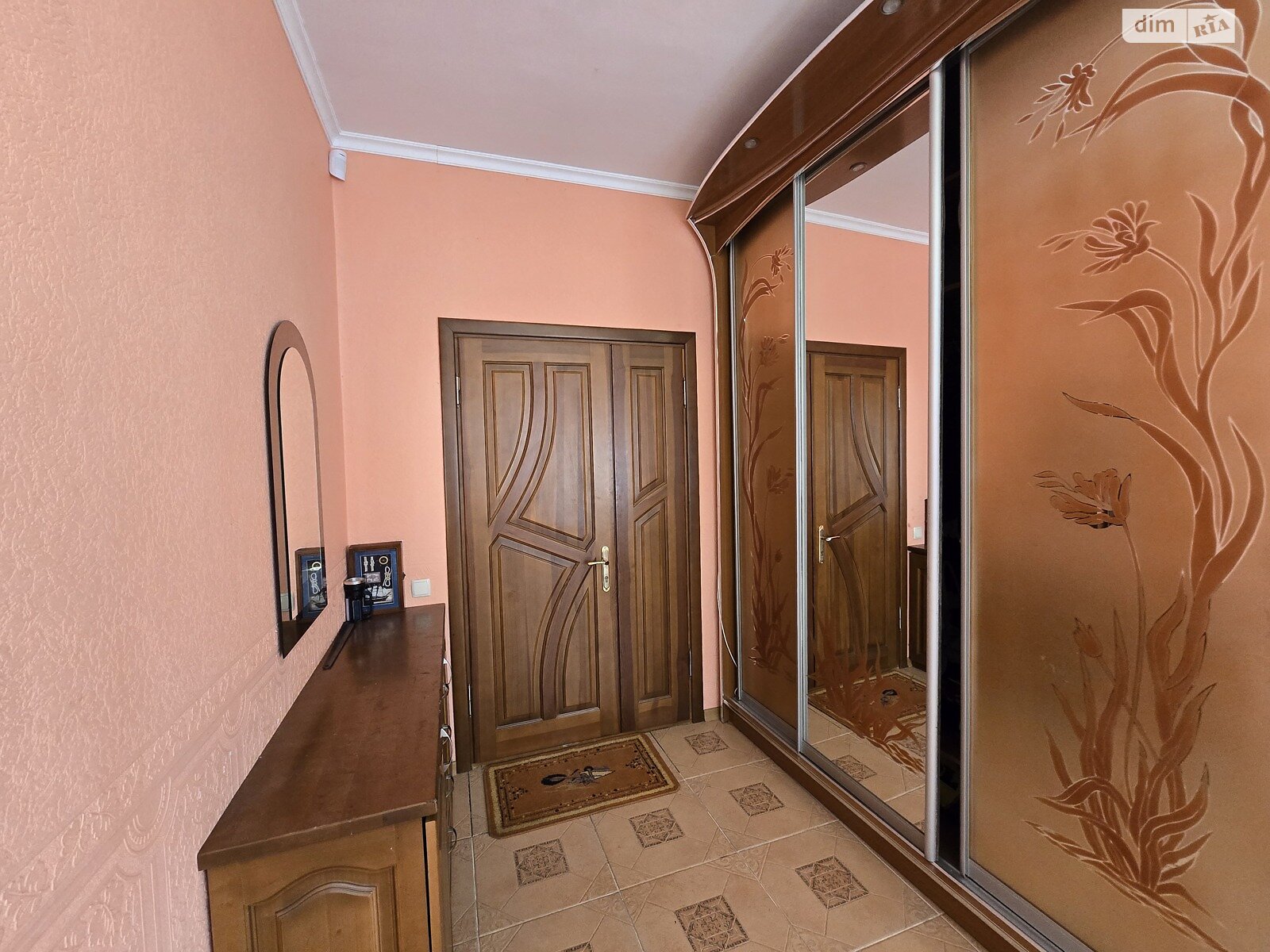 двухэтажный дом с верандой, 389 кв. м, кирпич. Продажа в Стрижавке фото 1 двухэтажный дом с верандой, 389 кв. м, кирпич. Продажа в Стрижавке фото 1